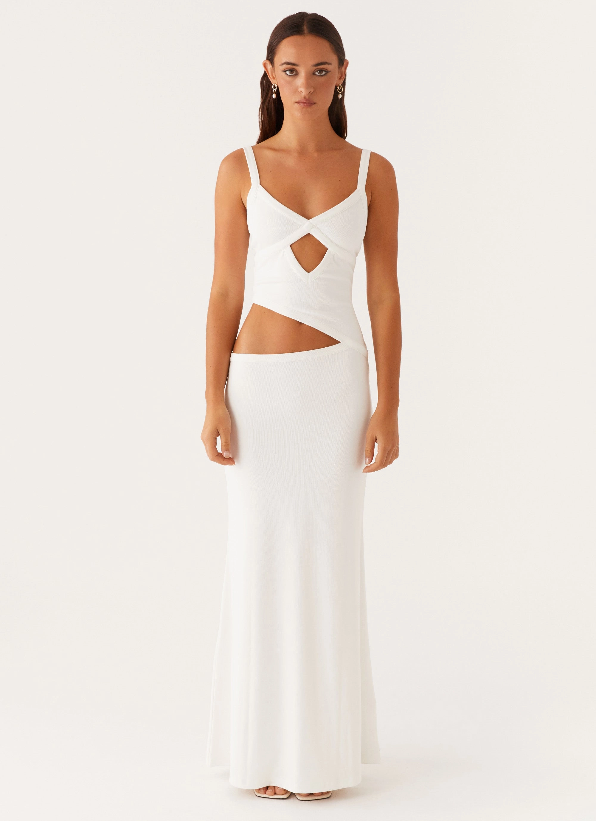 summer look Elegance Glow Jocelyn Maxi Dress - White