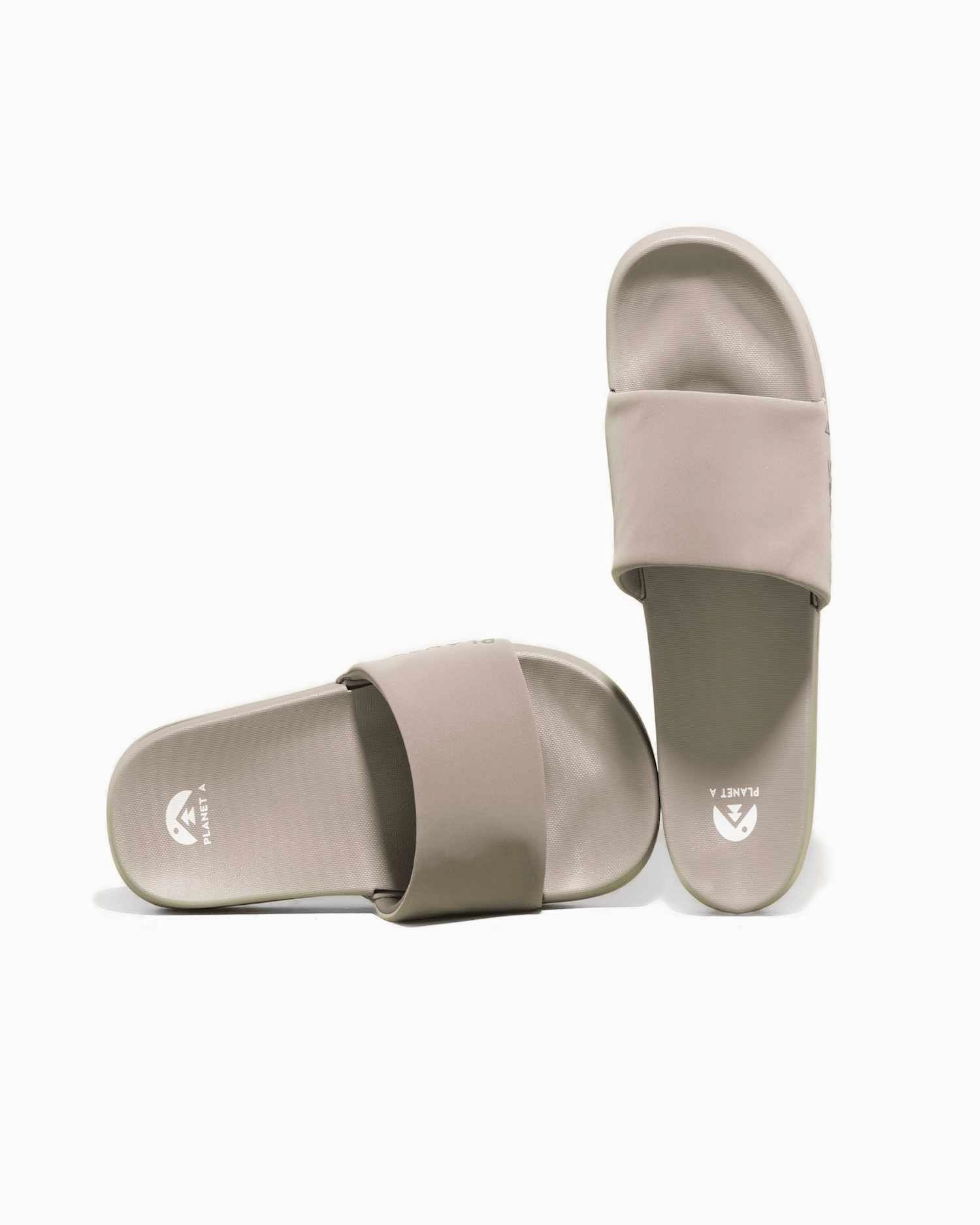 Comfortable Technology Planet A Women's REGNR8 Slide Sandal