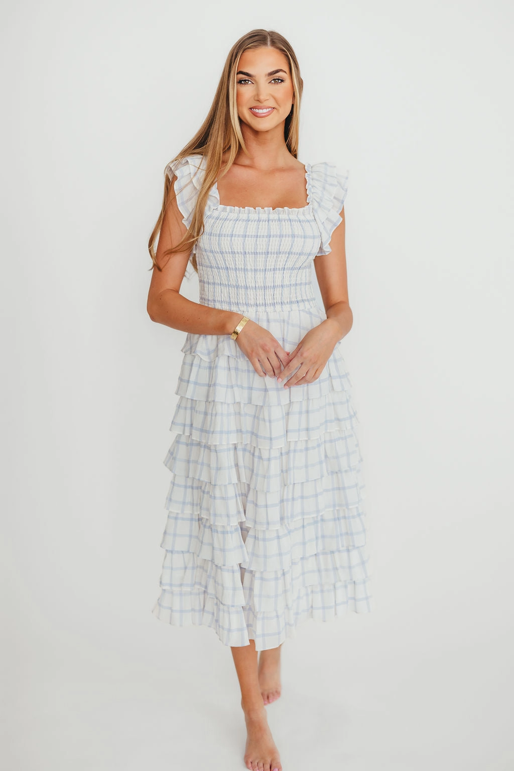 Fashion-Forward Fit Adelynn Ruffle Midi Dress in White/Blue