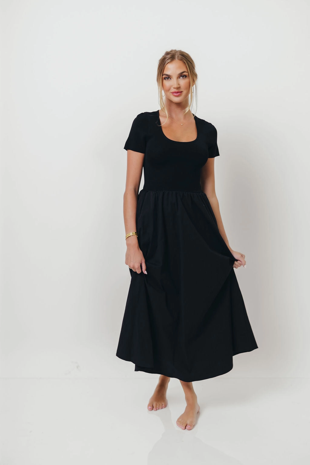 Comfy and Elegant Lynette Maxi Dress in Black