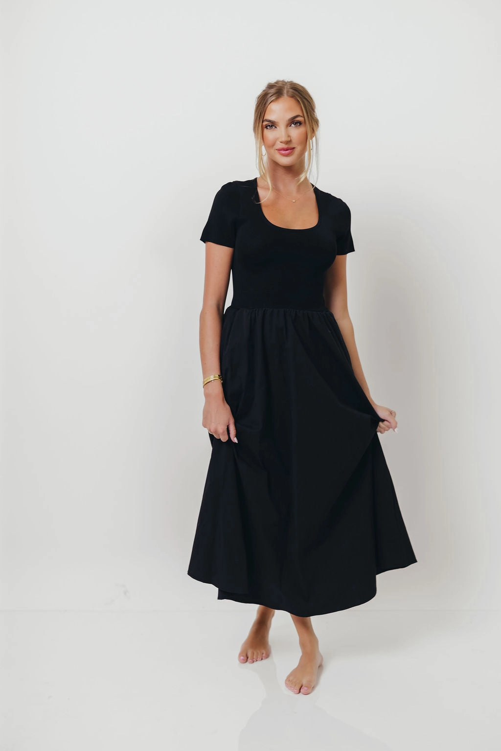 Fashionable Style Lynette Maxi Dress in Black