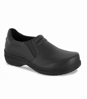 Easy To Clean Women's Bind Slip Resistant Work Shoe - Double Wide Width In Black