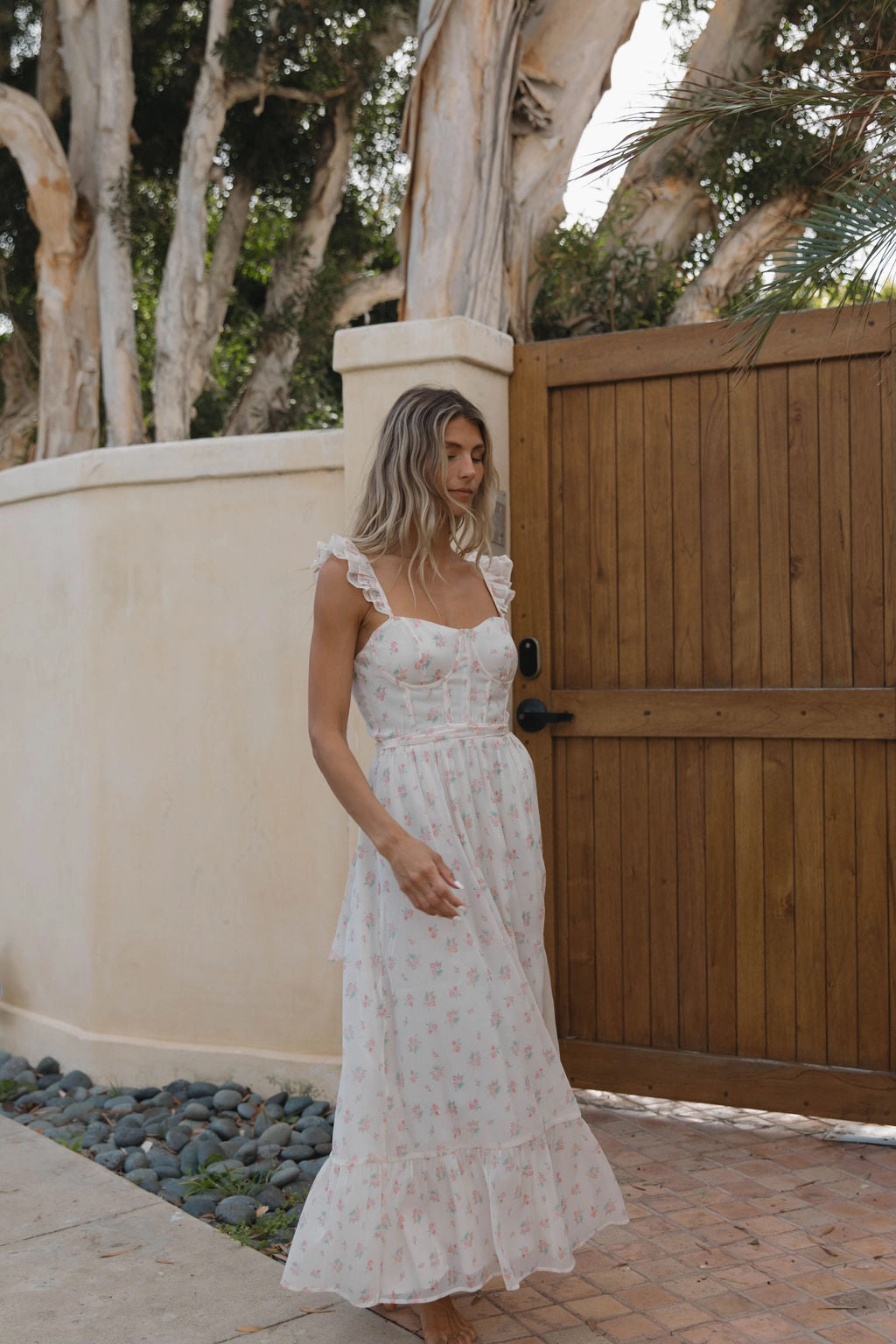 Rosamund Bustier-Style Maxi Dress in Blush Pink Floral - Inclusive Sizing (S-3XL) *Final-Sale* Polished look dress
