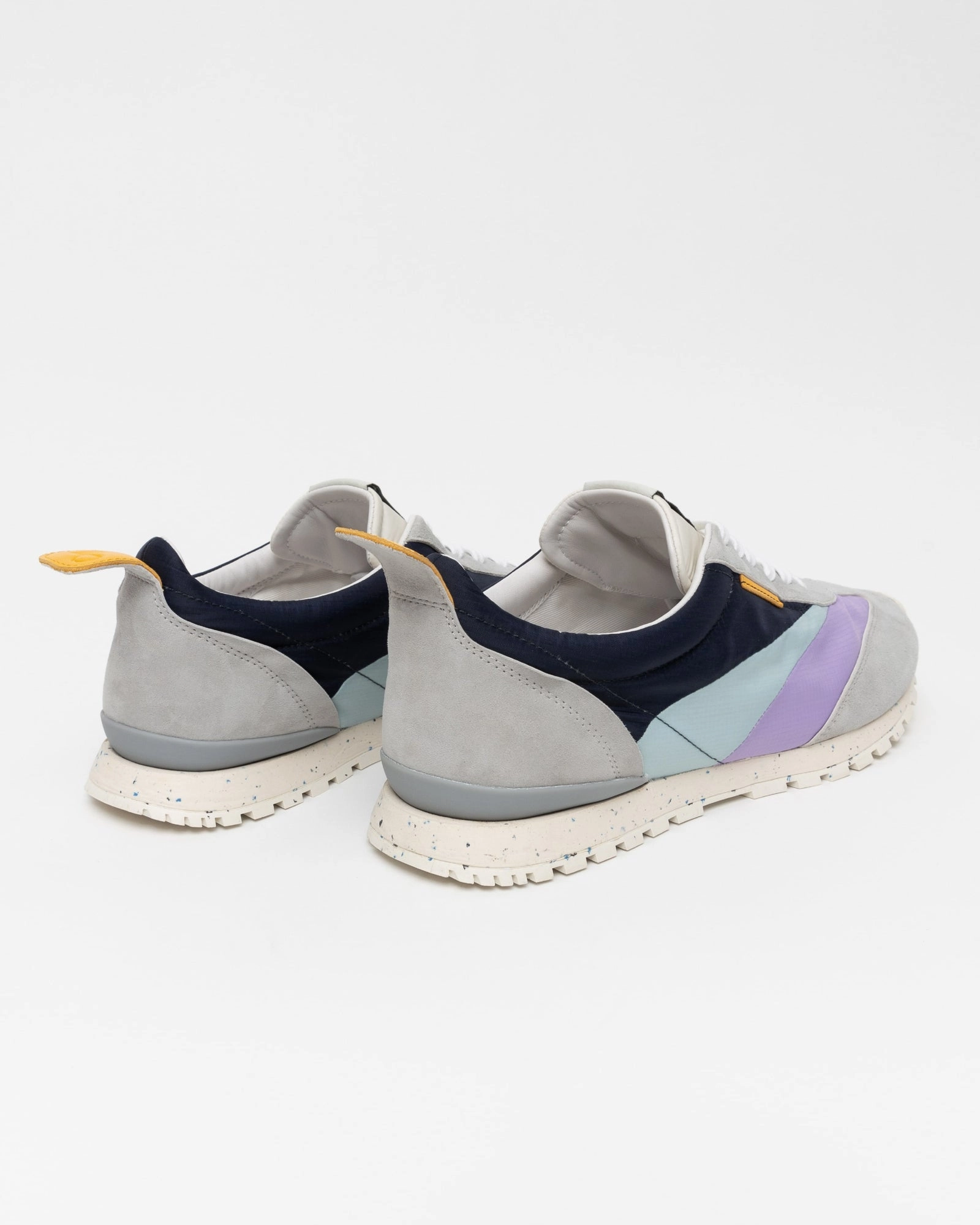 Streamlined Style Oncept Tokyo Glide Sneakers in Stardust Multi