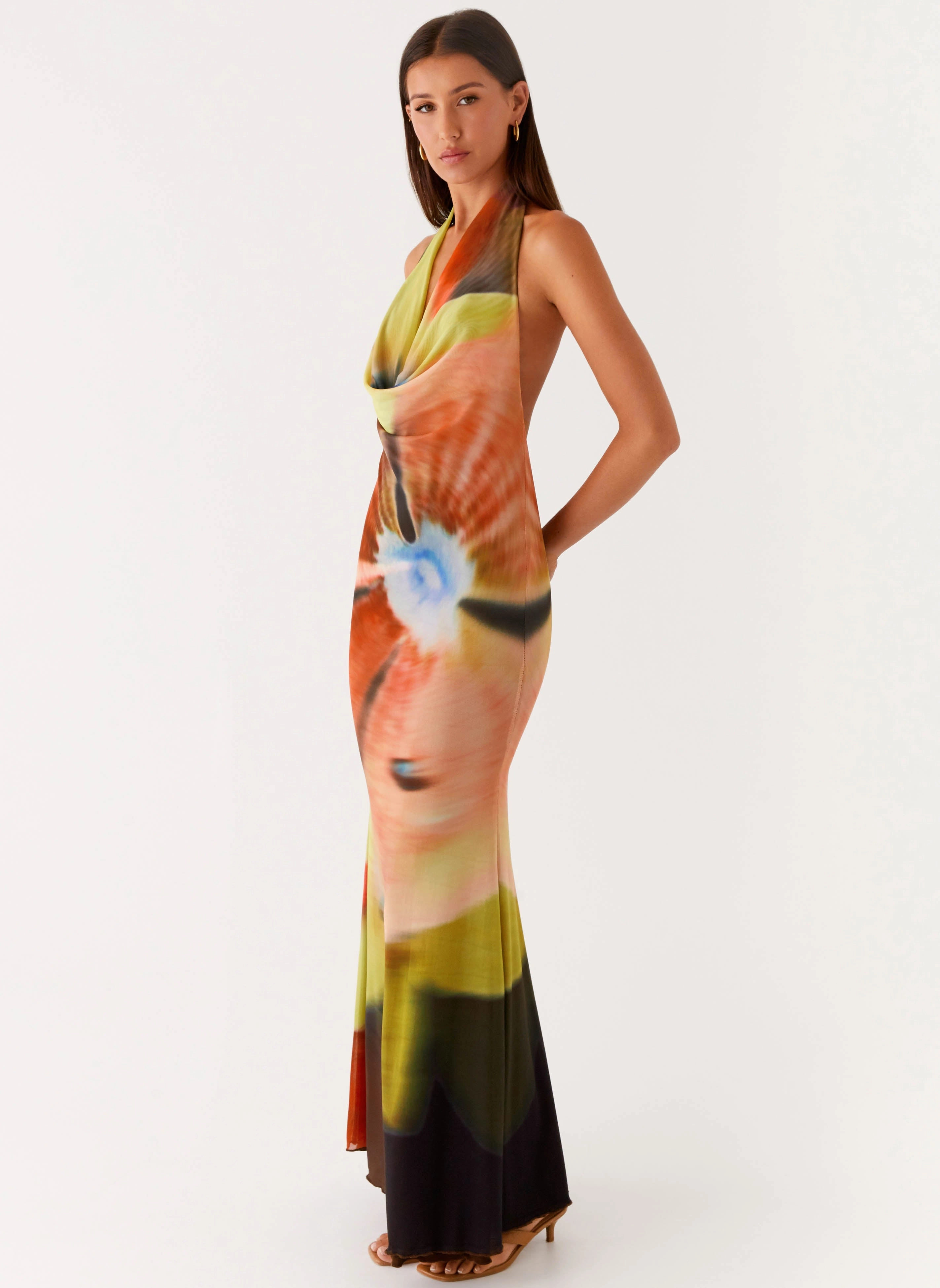 Sleek Flow Raellia Maxi Dress - Moody Floral