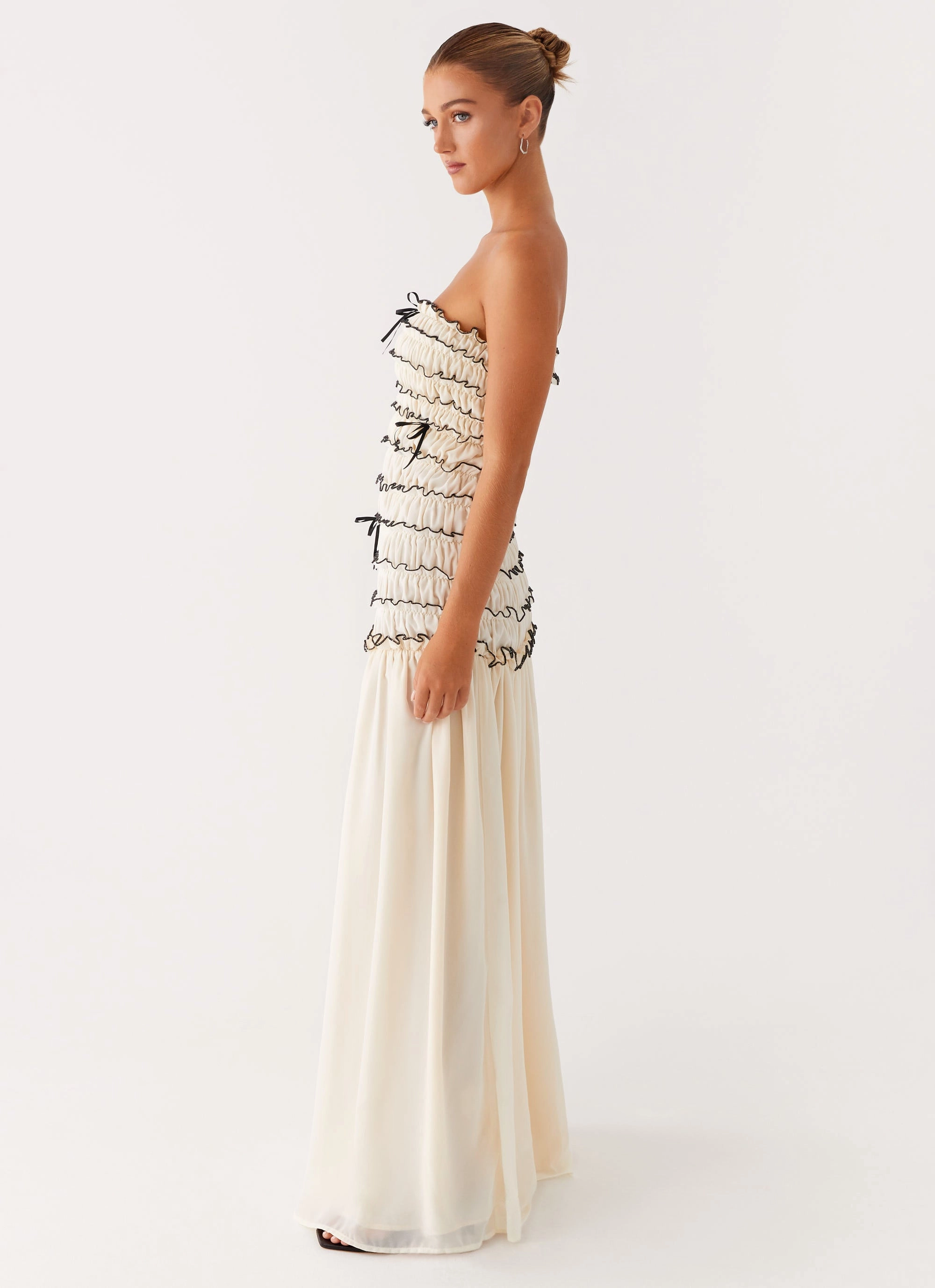 Zariah Maxi Dress - Ivory retro-style Soft Appearance