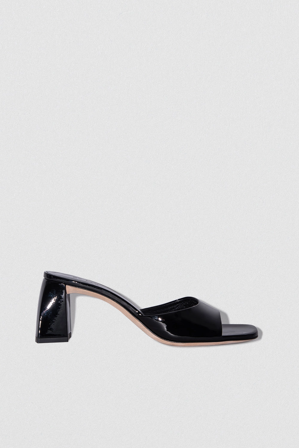 Romy Black Patent Leather Comfortable Classic Edge