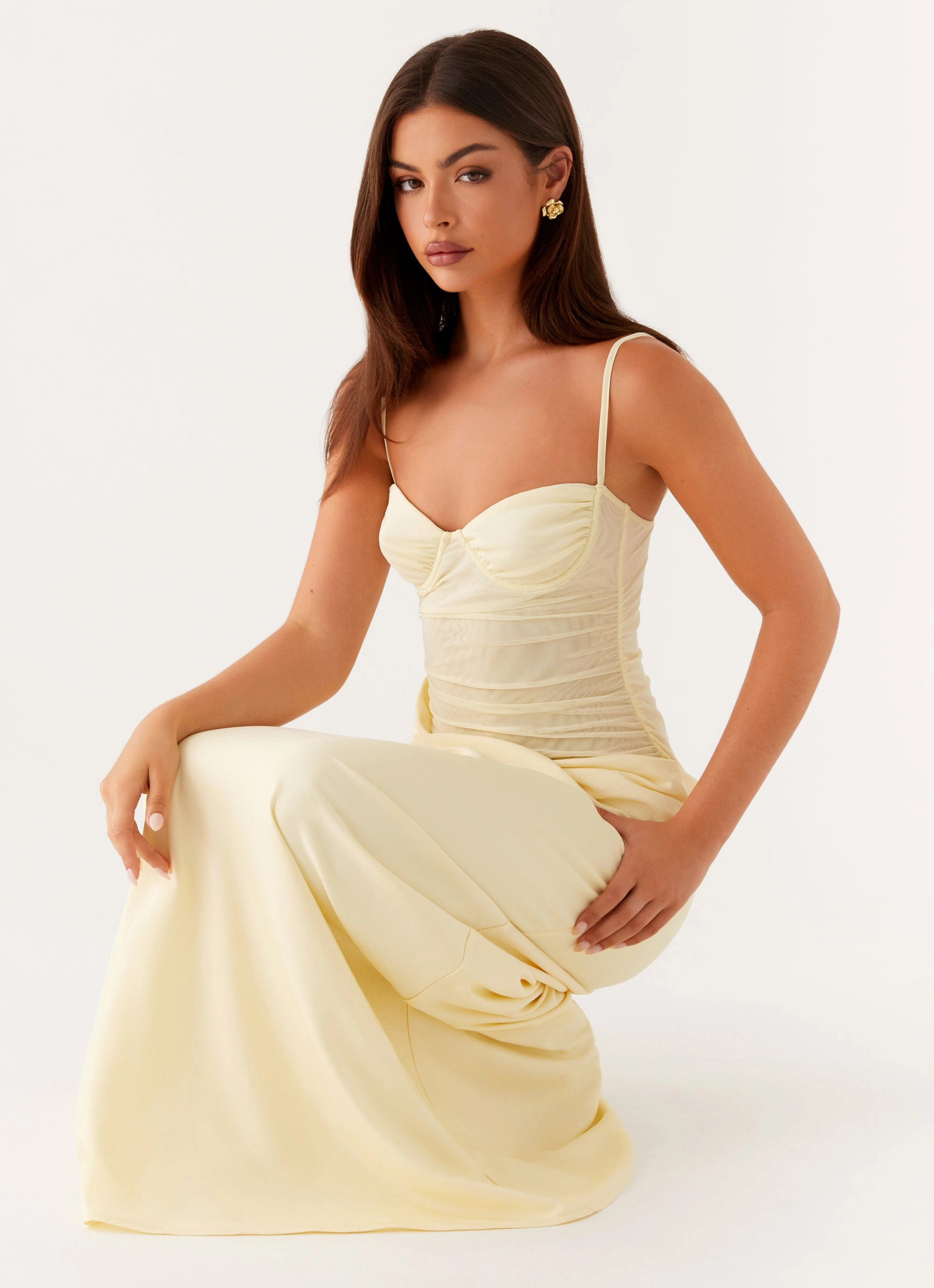 Romy Maxi Dress - Yellow Flattering and Chic Daywear Mood
