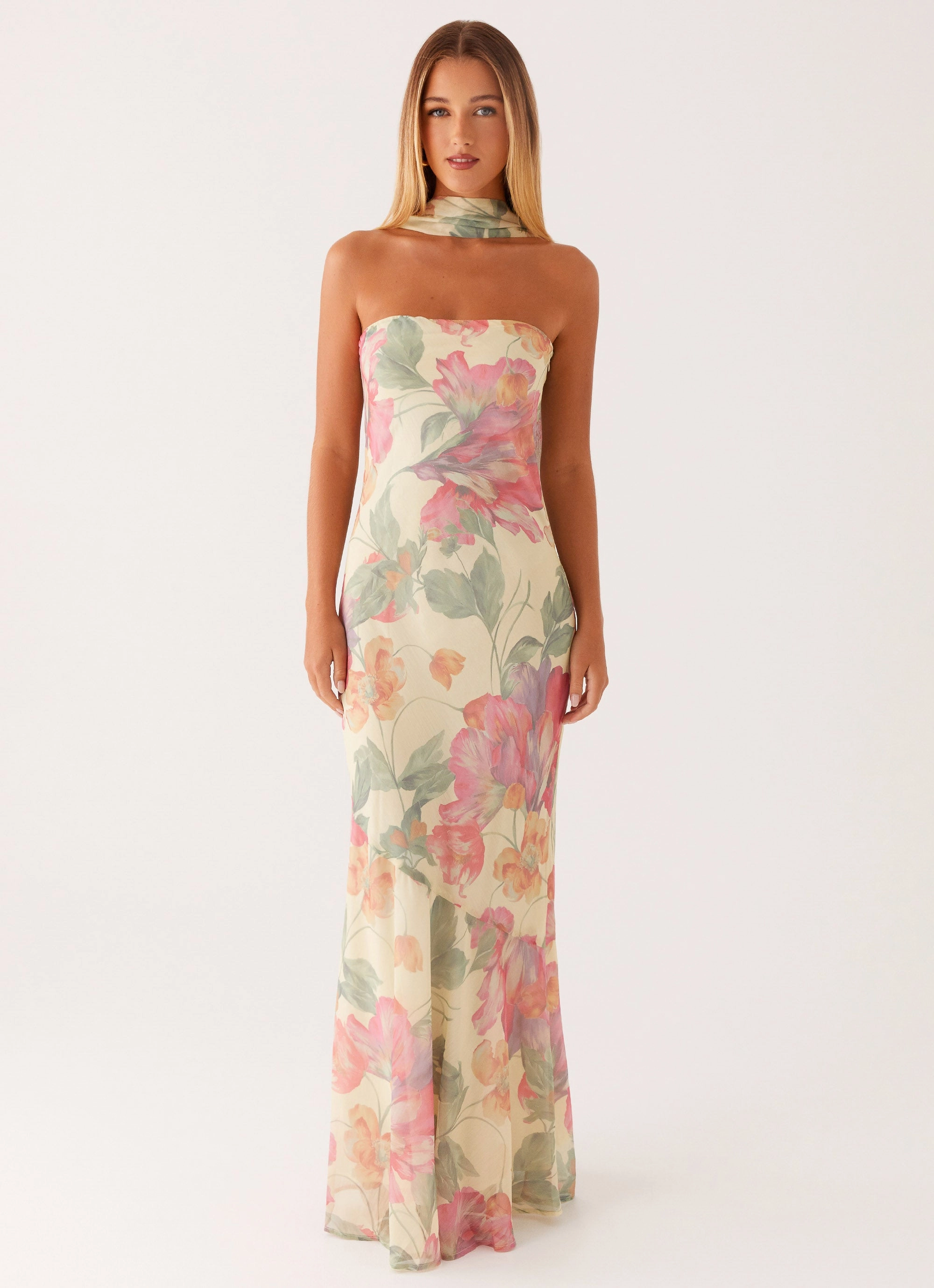 Smooth Lines Simple Chic Under The Pagoda Maxi Dress - Yellow Peony