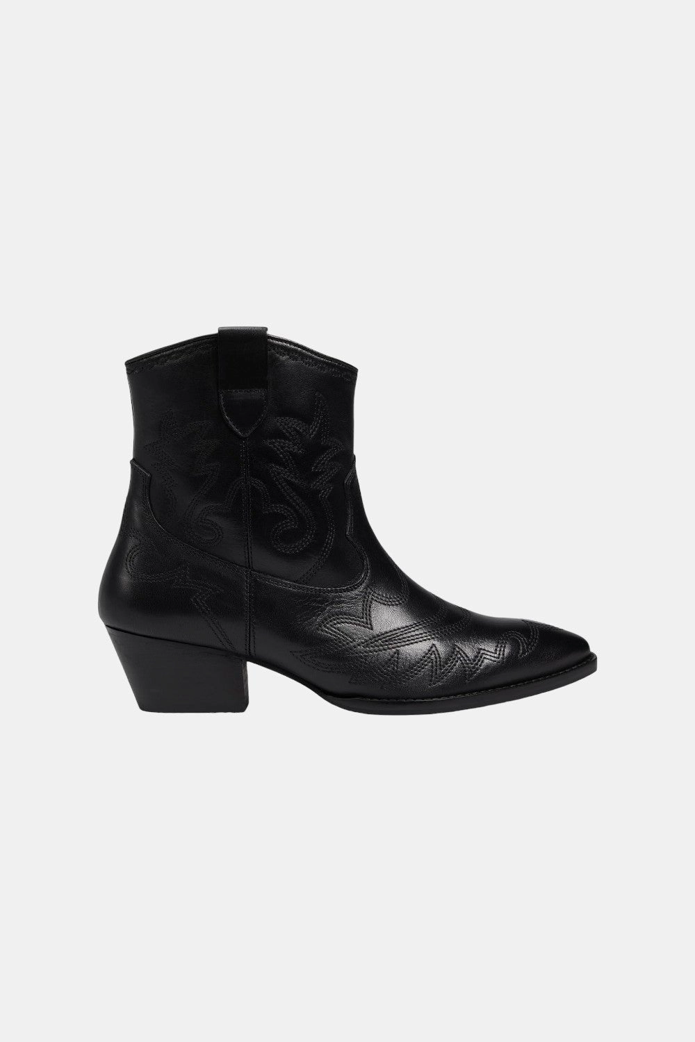 Minimal Build Cozy Footwear Seychelles Eagle Rock in Black Leather