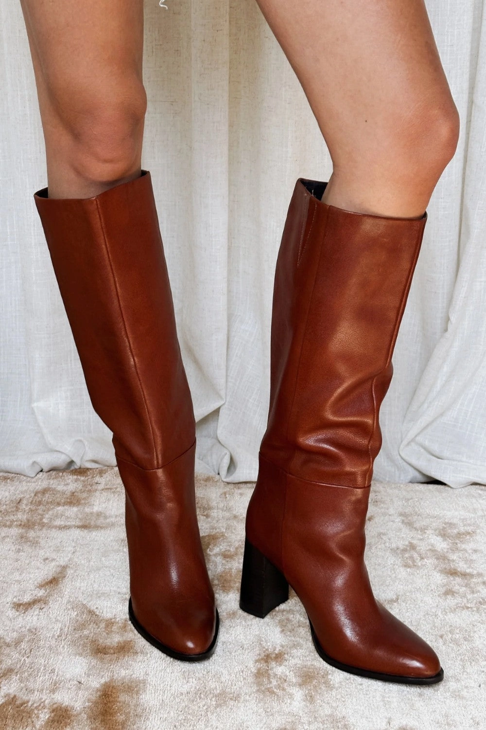 Seychelles Push to Start in Rust Leather Quick Dry Materials Teen Pick