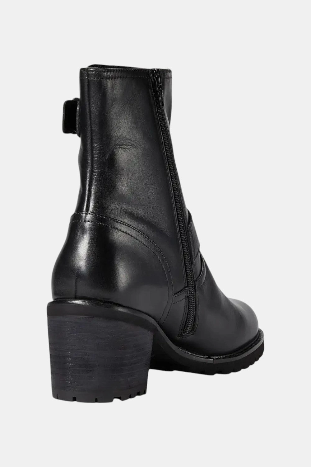 Comfort Lining Trail Exploration Seychelles Run Free Booties in Black Leather