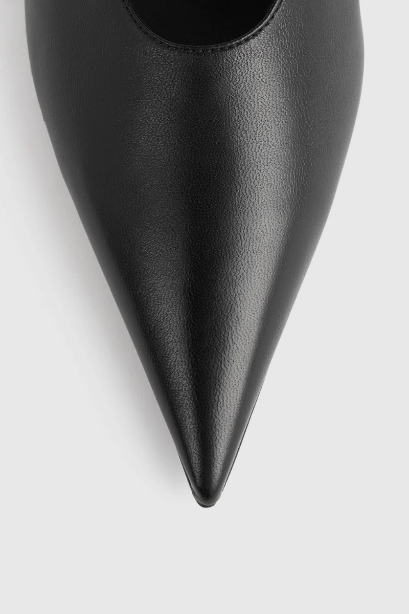 Timeless Sandals Padded collar Sharp Kitten Pumps