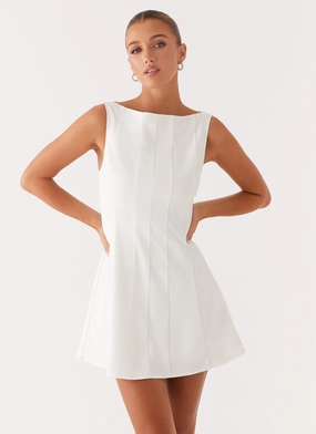 Emelie Mini Dress - White Office Mood Elegant Finish