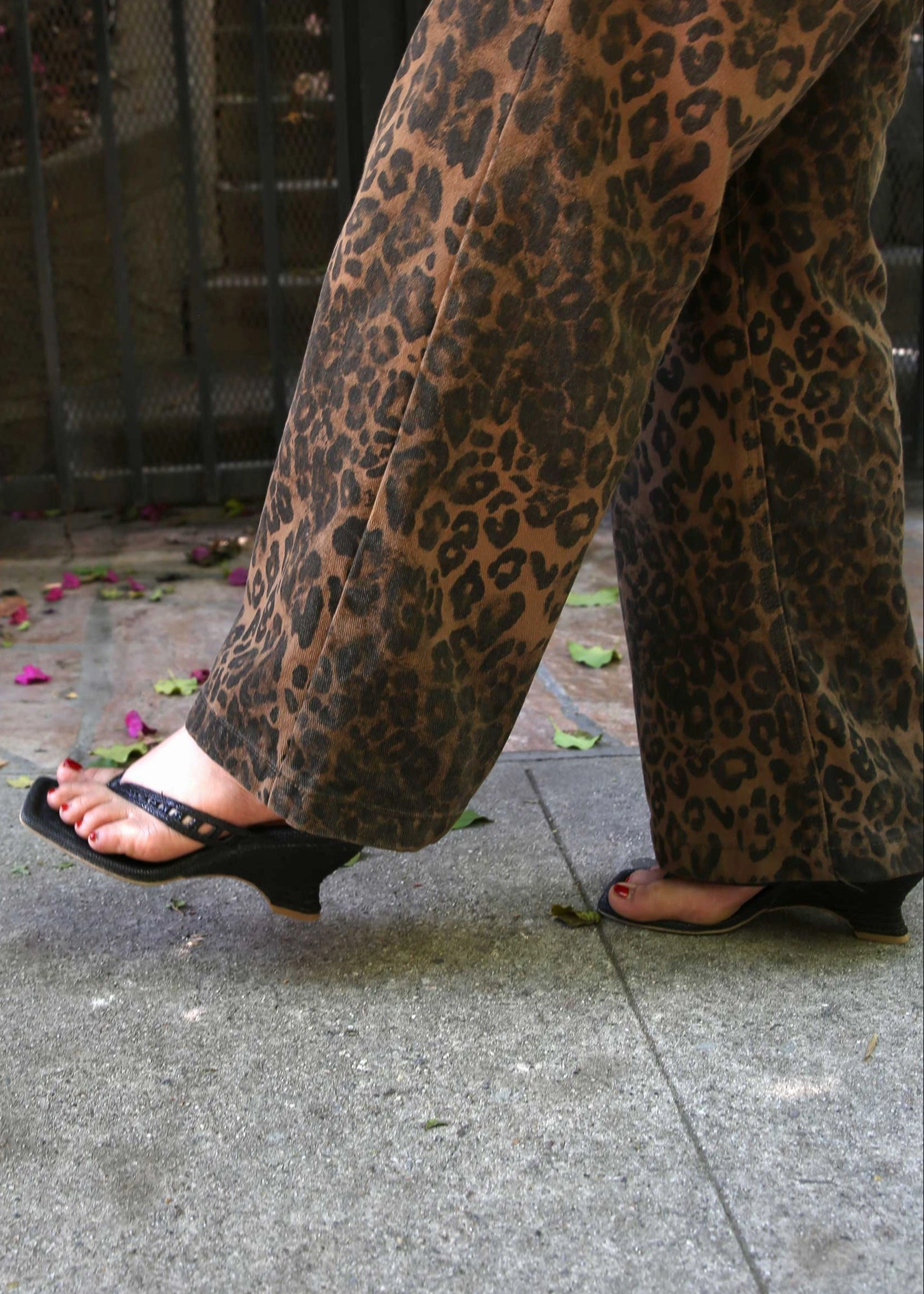 Sophisticated Heel Booties Nullah Wedges - Onyx Raffia