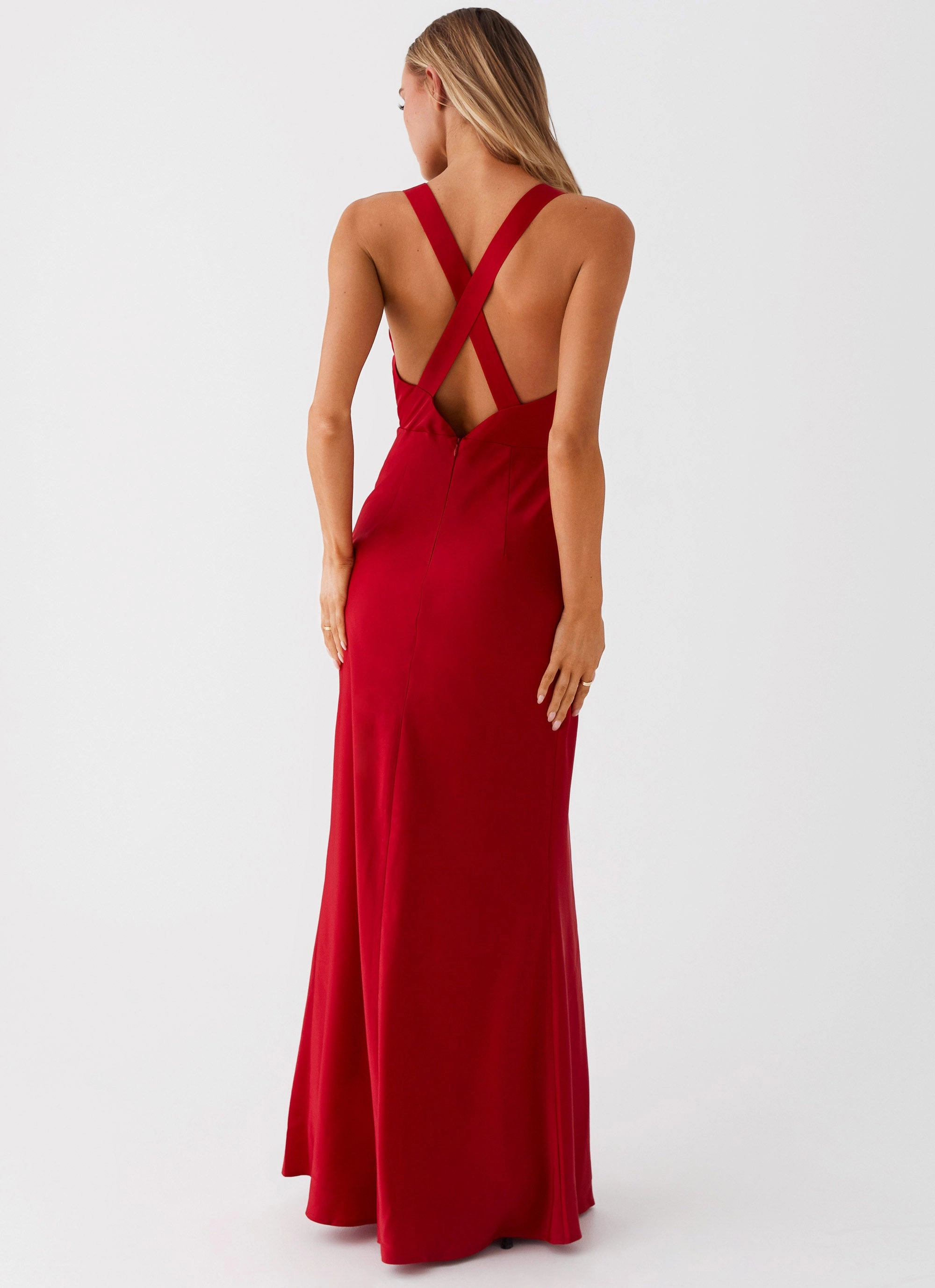 Slyvia Maxi Dress - Red Elastic-Waist Neutral Look