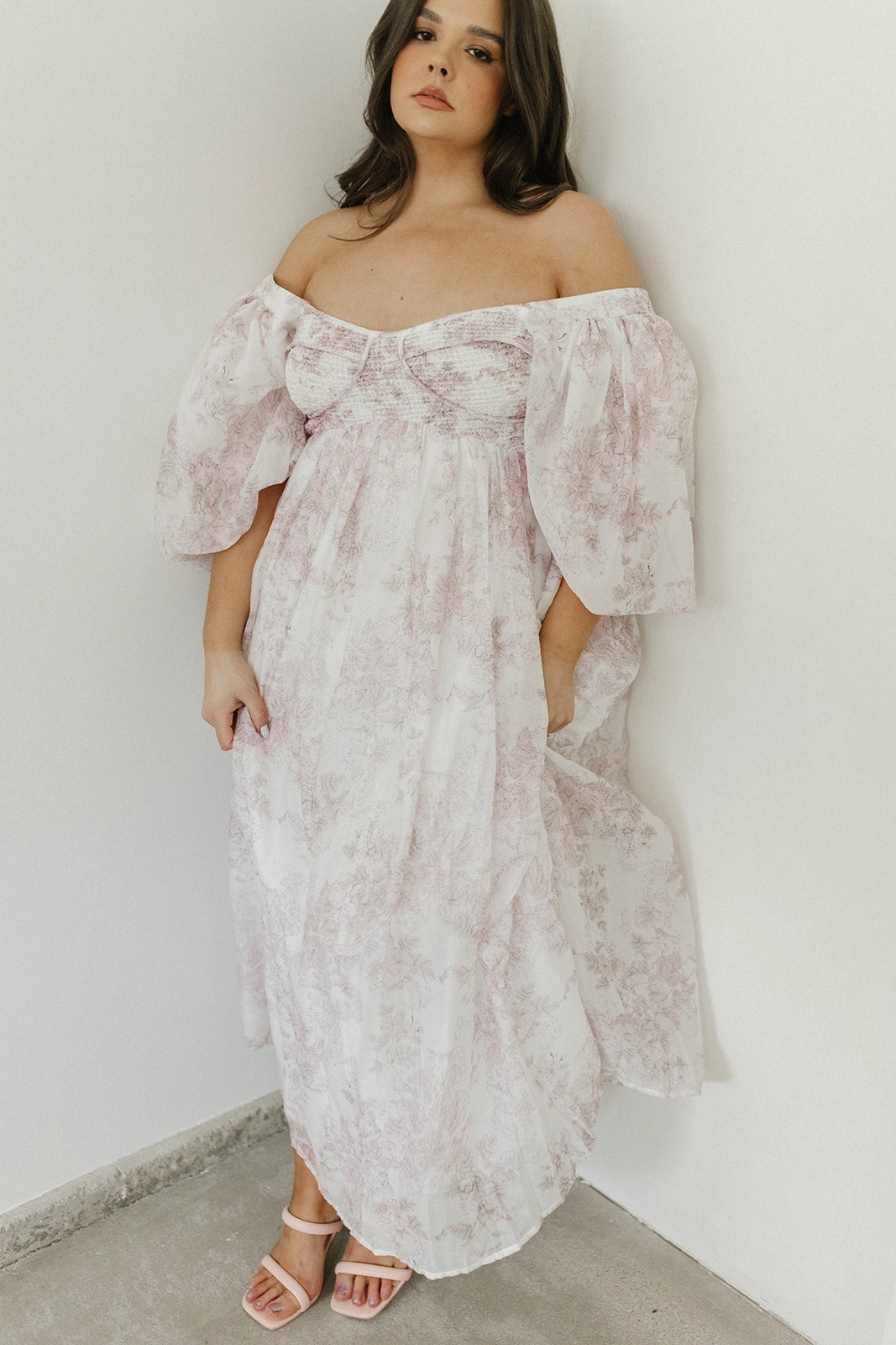Back-Pocket Harlow Midi Dress in Light Pink Floral - Bump Friendly & Inclusive Sizing (S-3XL)