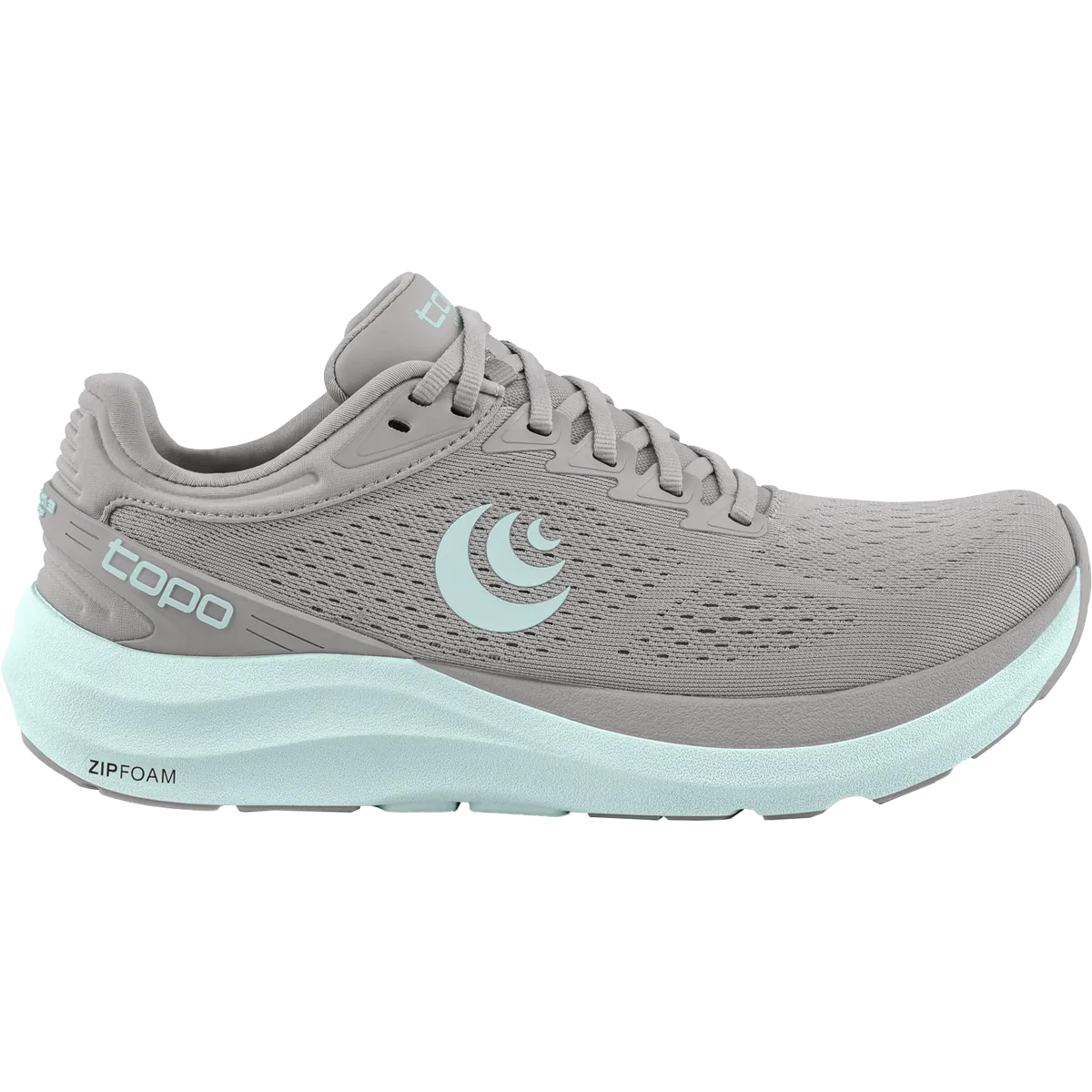 running in a volleyball court area shoes Women's Phantom 3