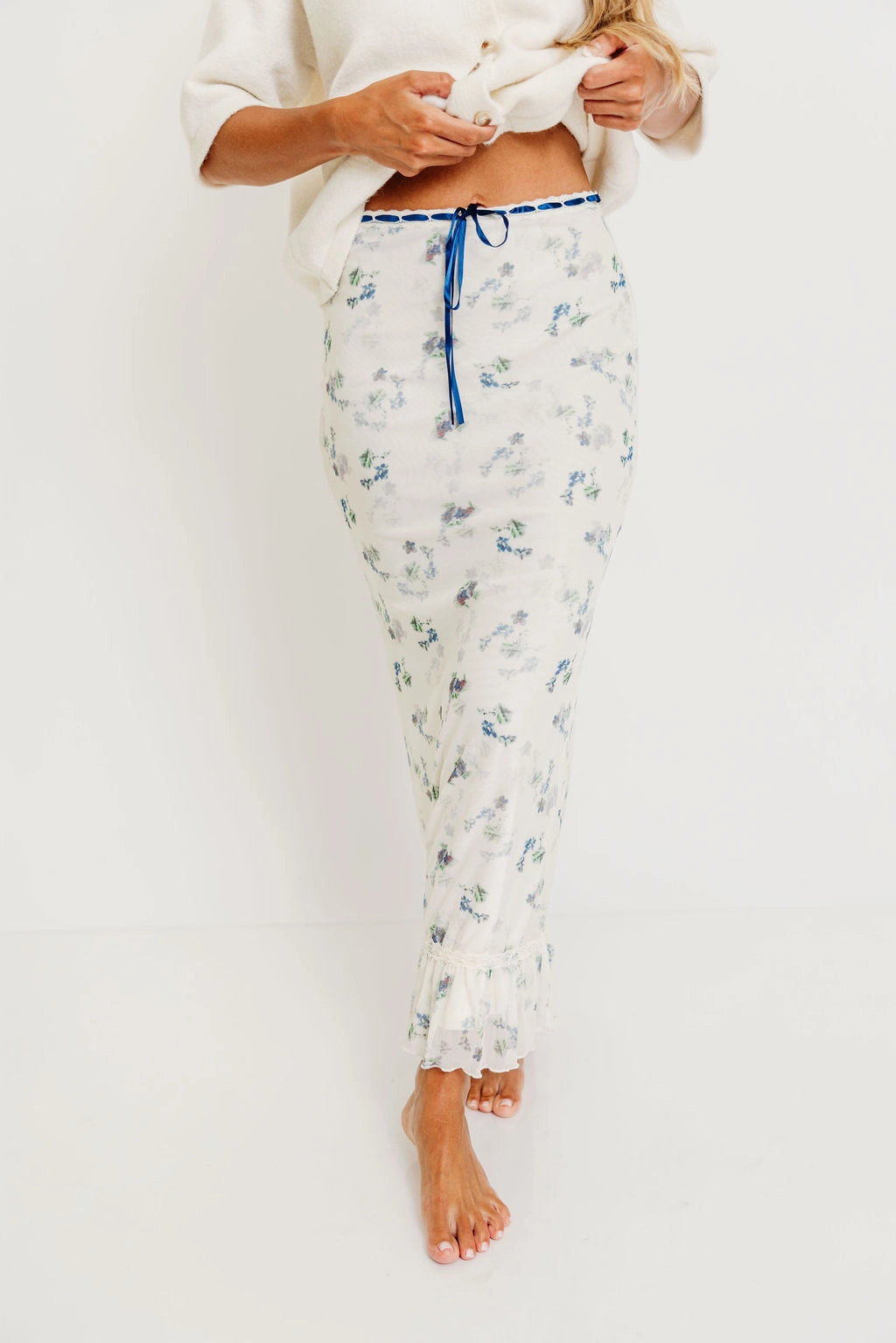 Tyra Floral Mesh Maxi Skirt in Cream All-season garment