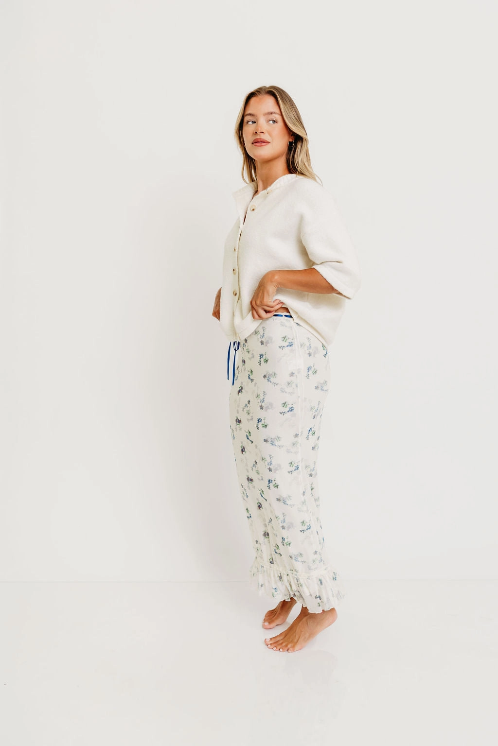 Chic Comfort Tyra Floral Mesh Maxi Skirt in Cream