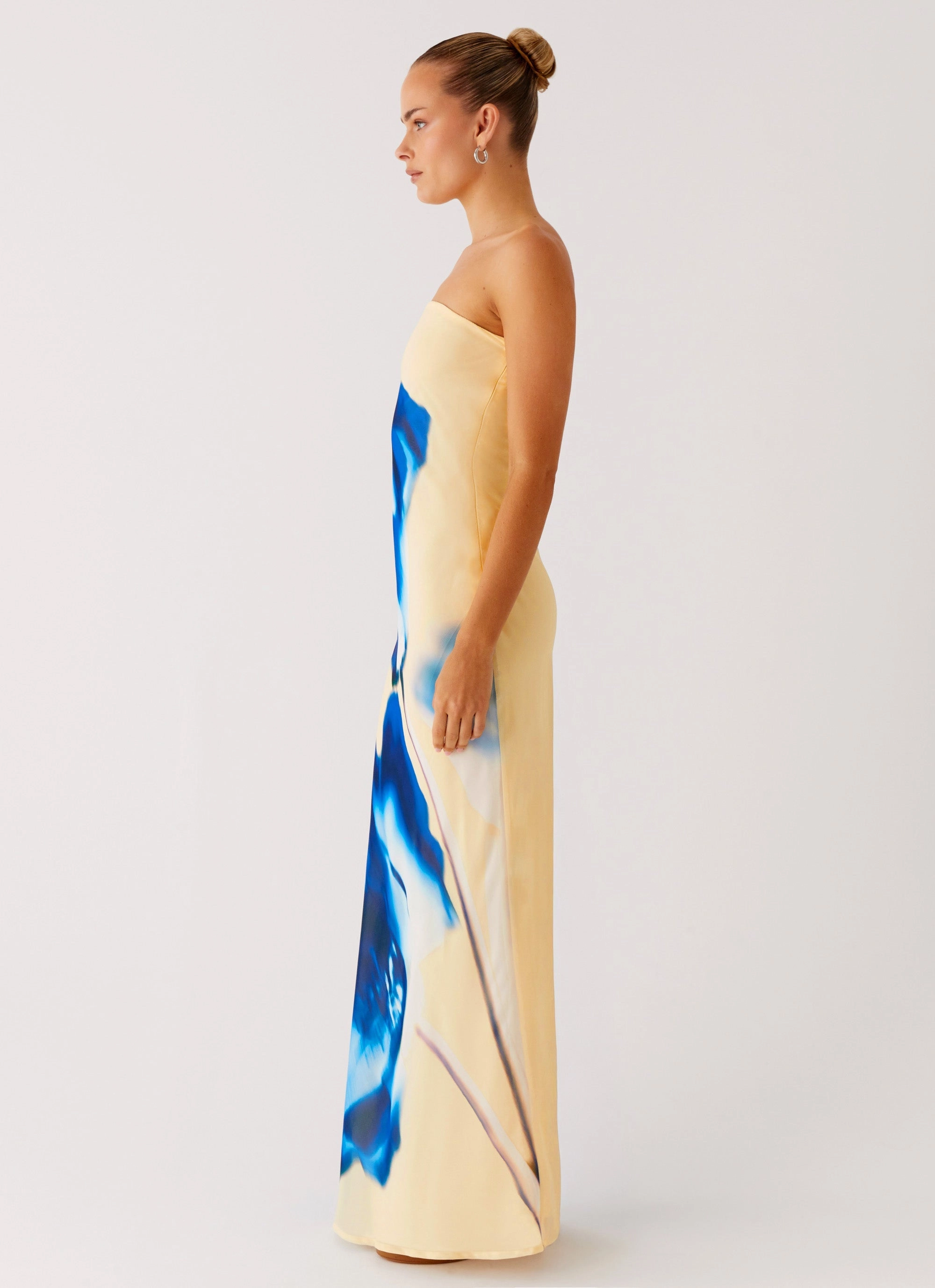 Weekend Ready Fitted Style So You Say Strapless Maxi Dress - Heirloom Floral