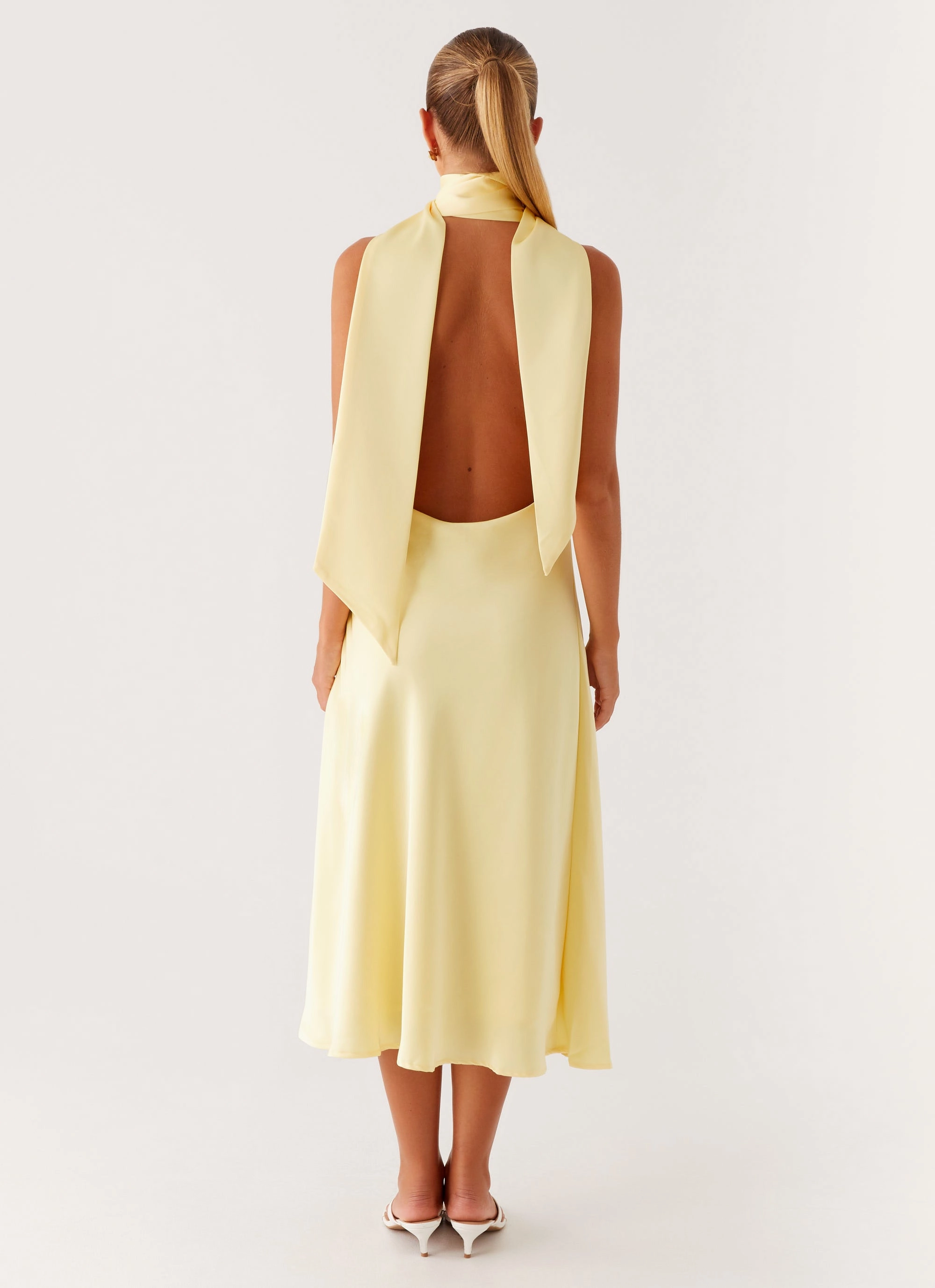 Calm Mood Slim-fit Sonny Midi Dress - Yellow