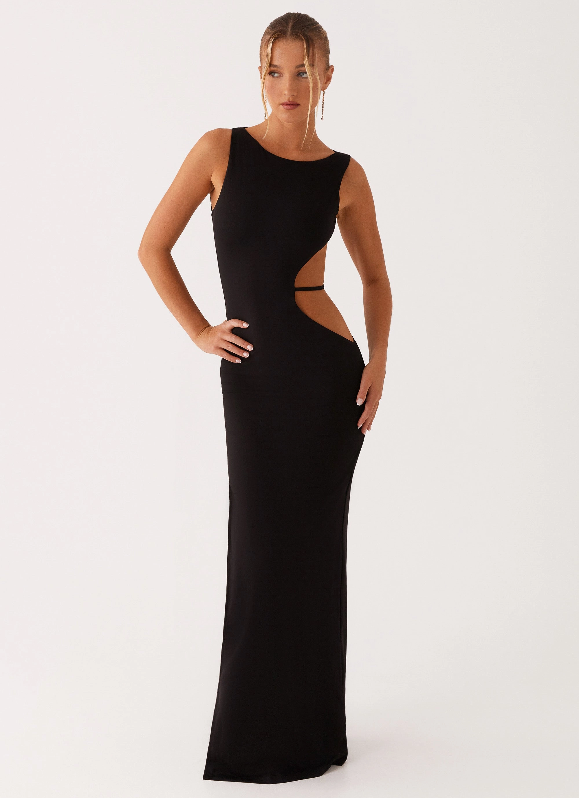 Machine-washable Simple Yet Elegant Sutton Maxi Dress - Black