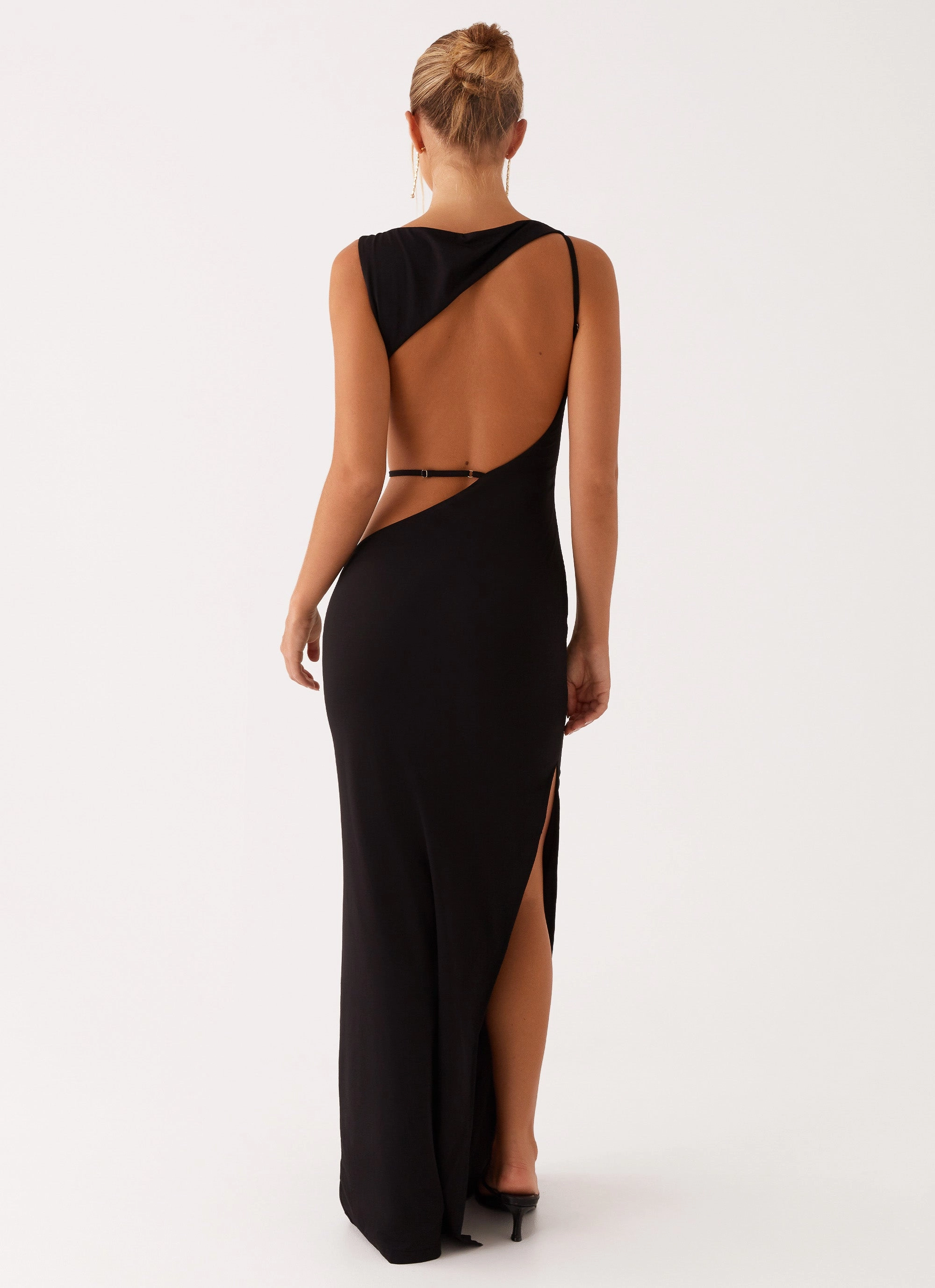 Sutton Maxi Dress - Black Casual Core City Rhythm