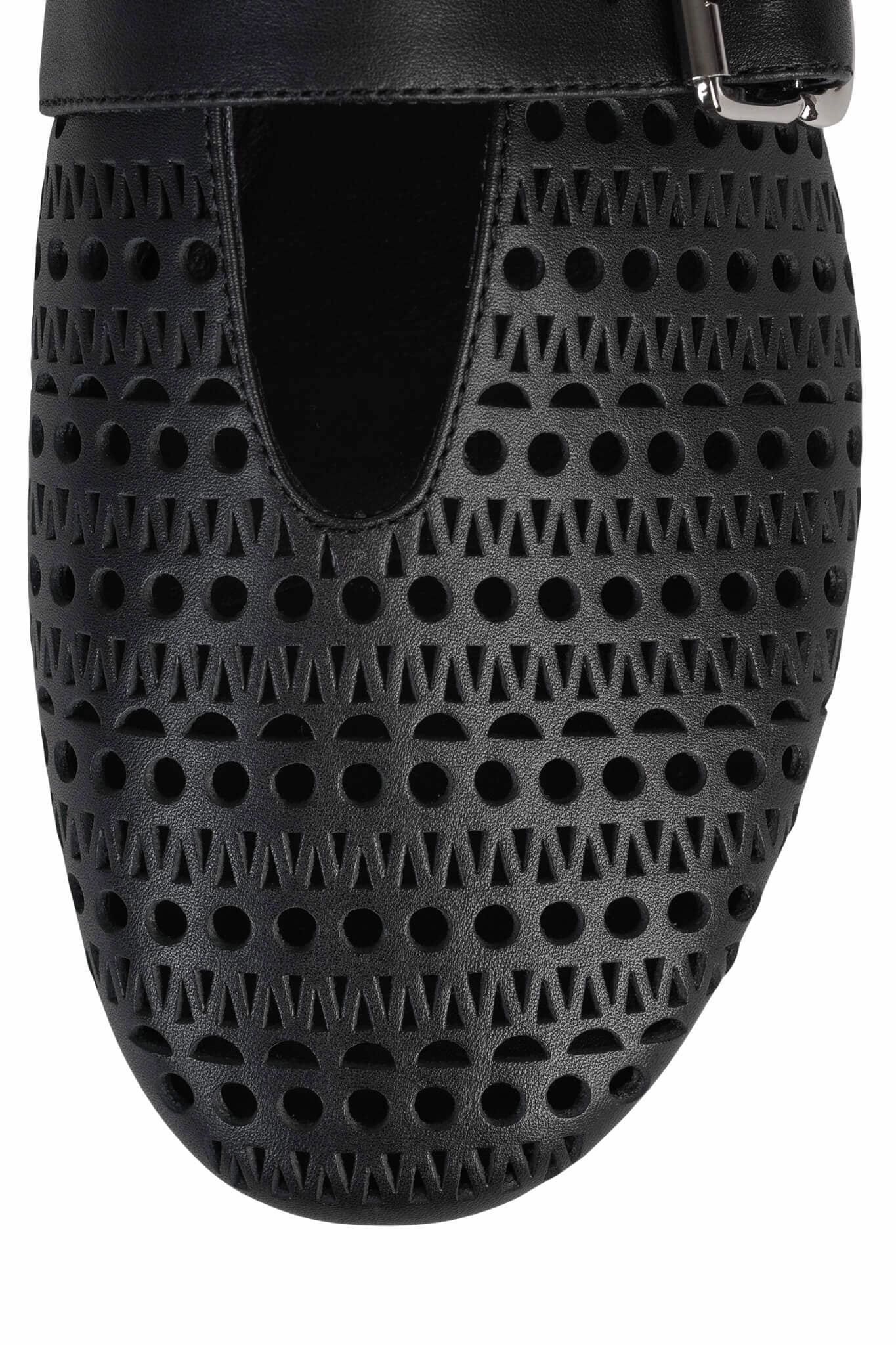 Comfort Lining Jeffrey Campbell Shelly-LSR Flats in Black