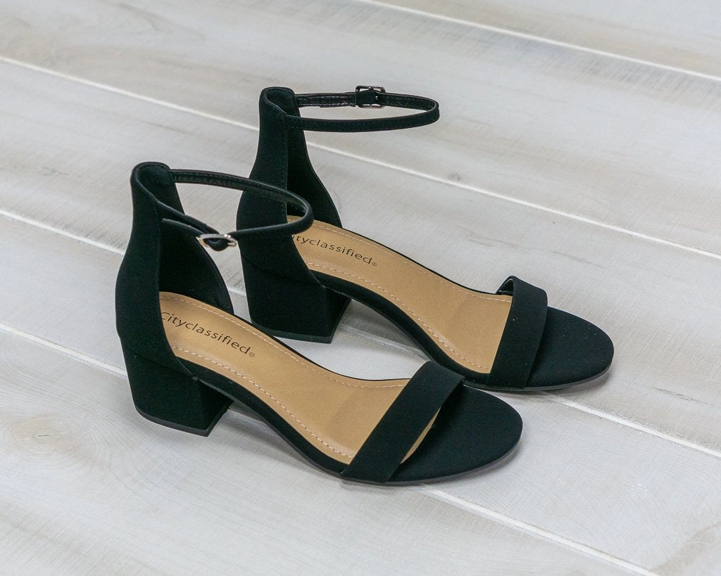 Mini Block Heel - Weekend Perfect for Outdoors Open Steps