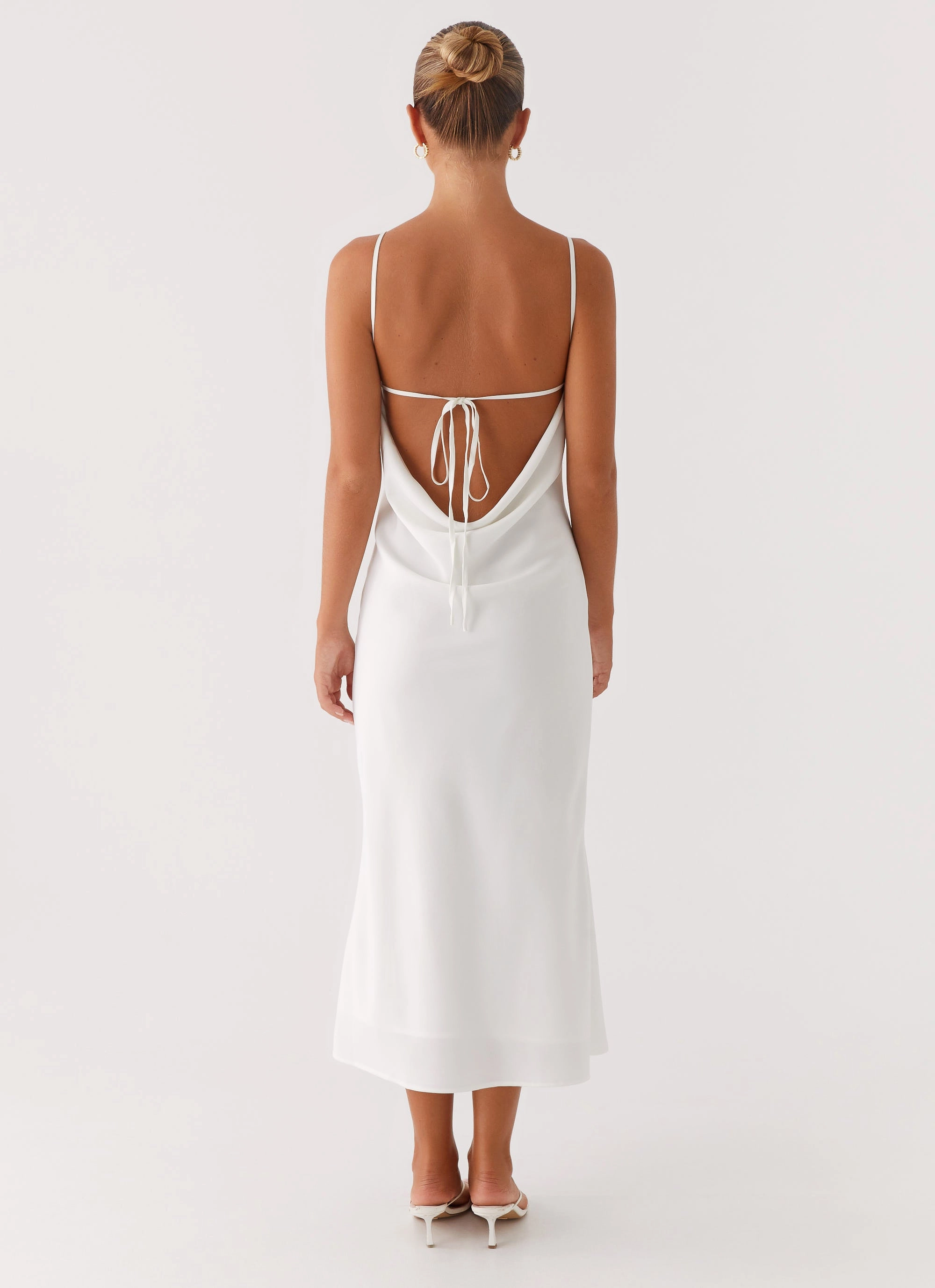 Fitted Shape Romantic Hour Bentley Midi Dress - White