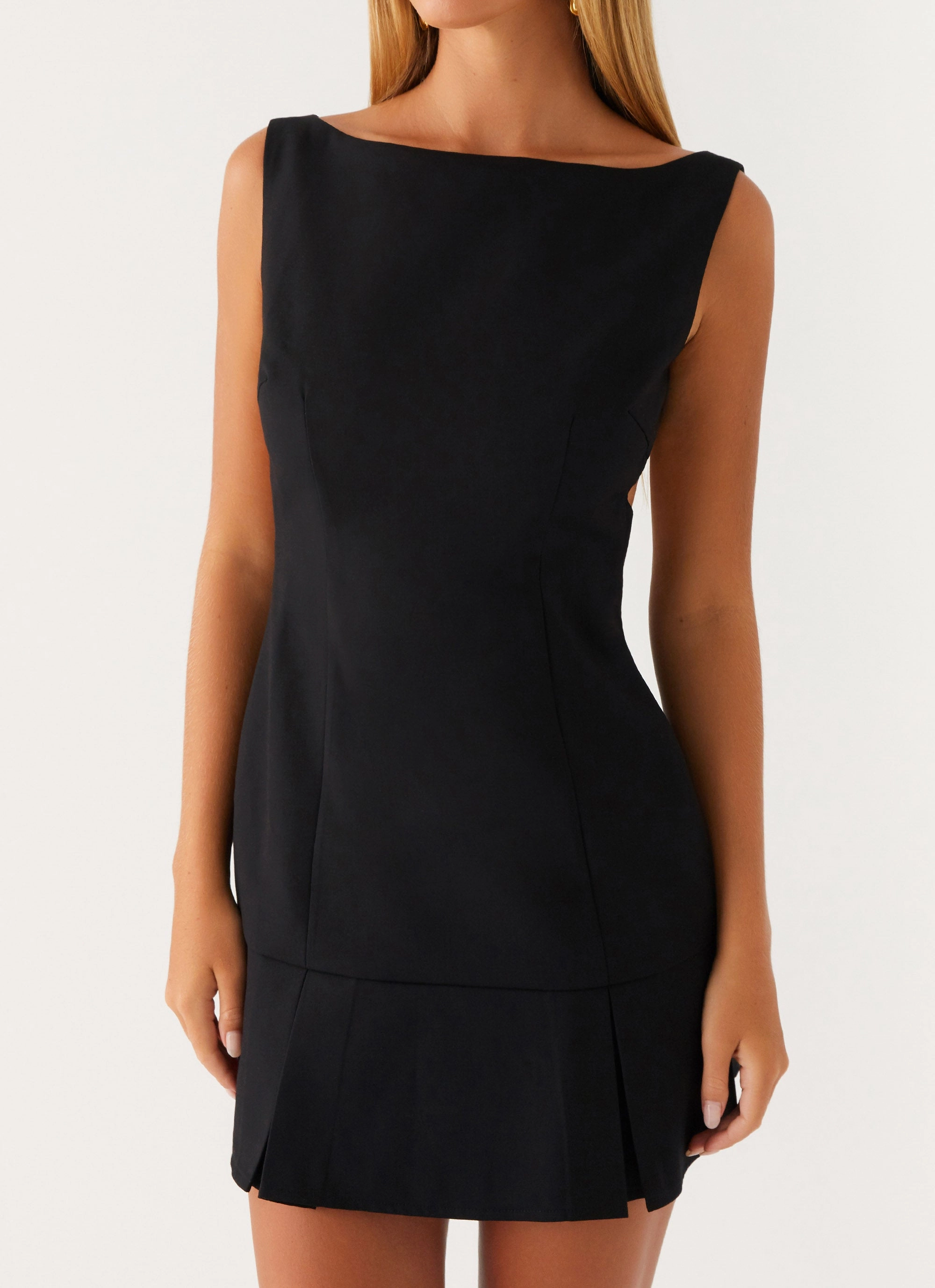 Zavia Mini Dress - Black Calm Movement Sleek Flex