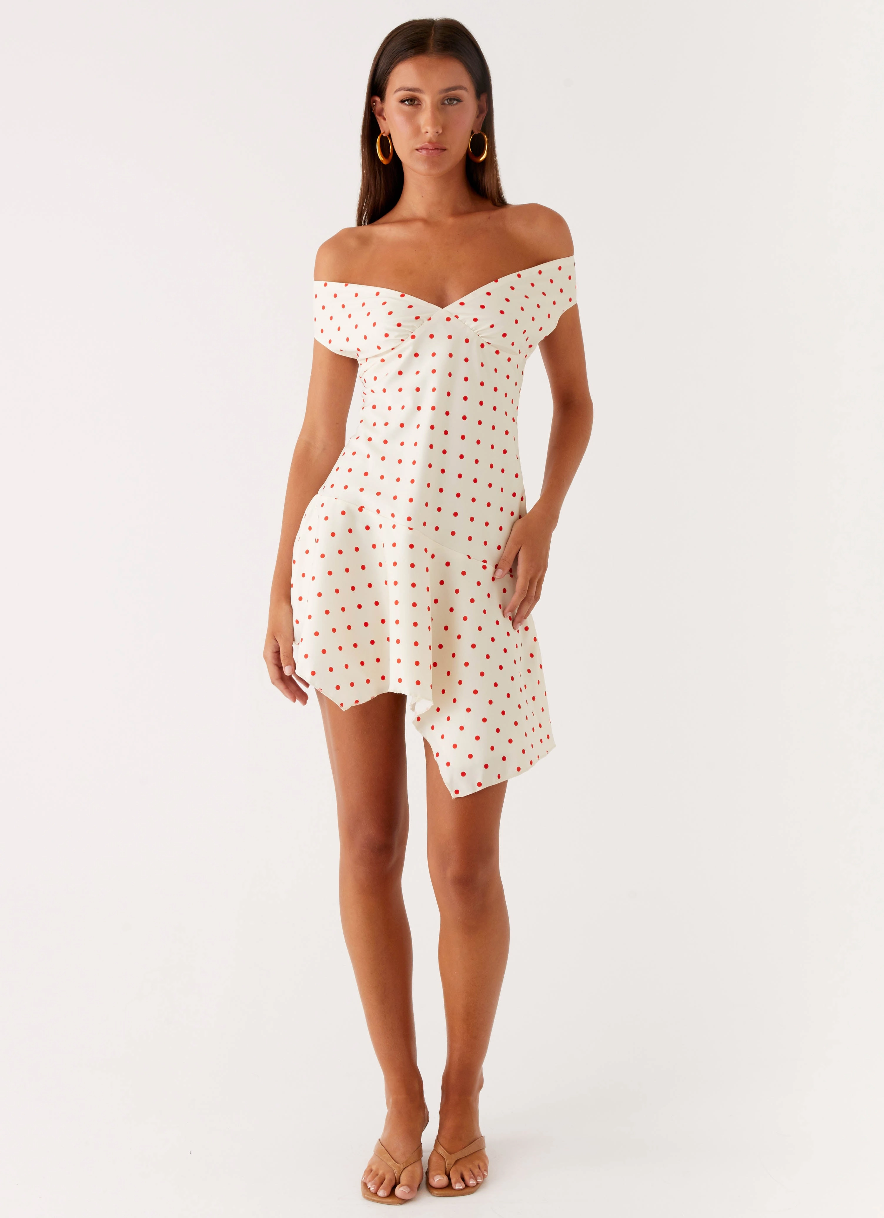 Seasonal Must-Have Fitted Shape Alma Mini Dress - White Red Polka Dot
