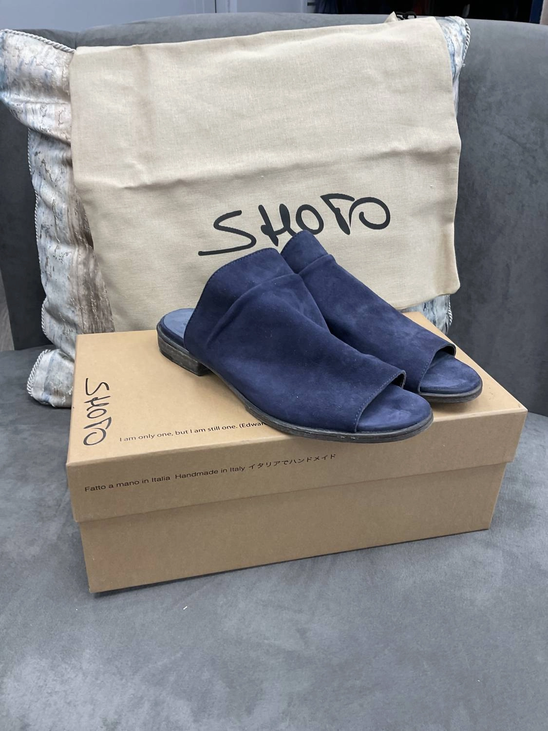 Durable Design Suede Navy Slides
