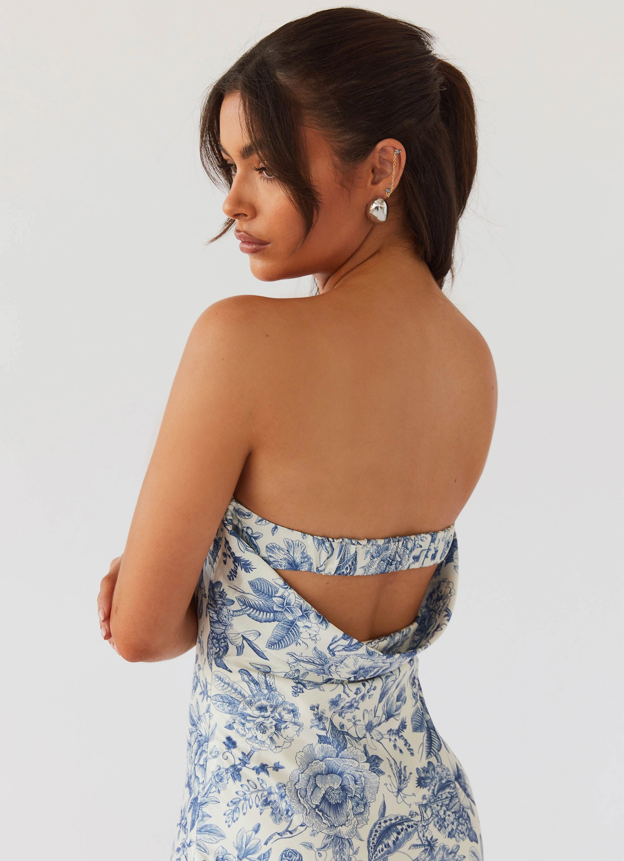 Subtle Elegance Feminine full-length gown Summer Lover Maxi Dress - Blue Paisley