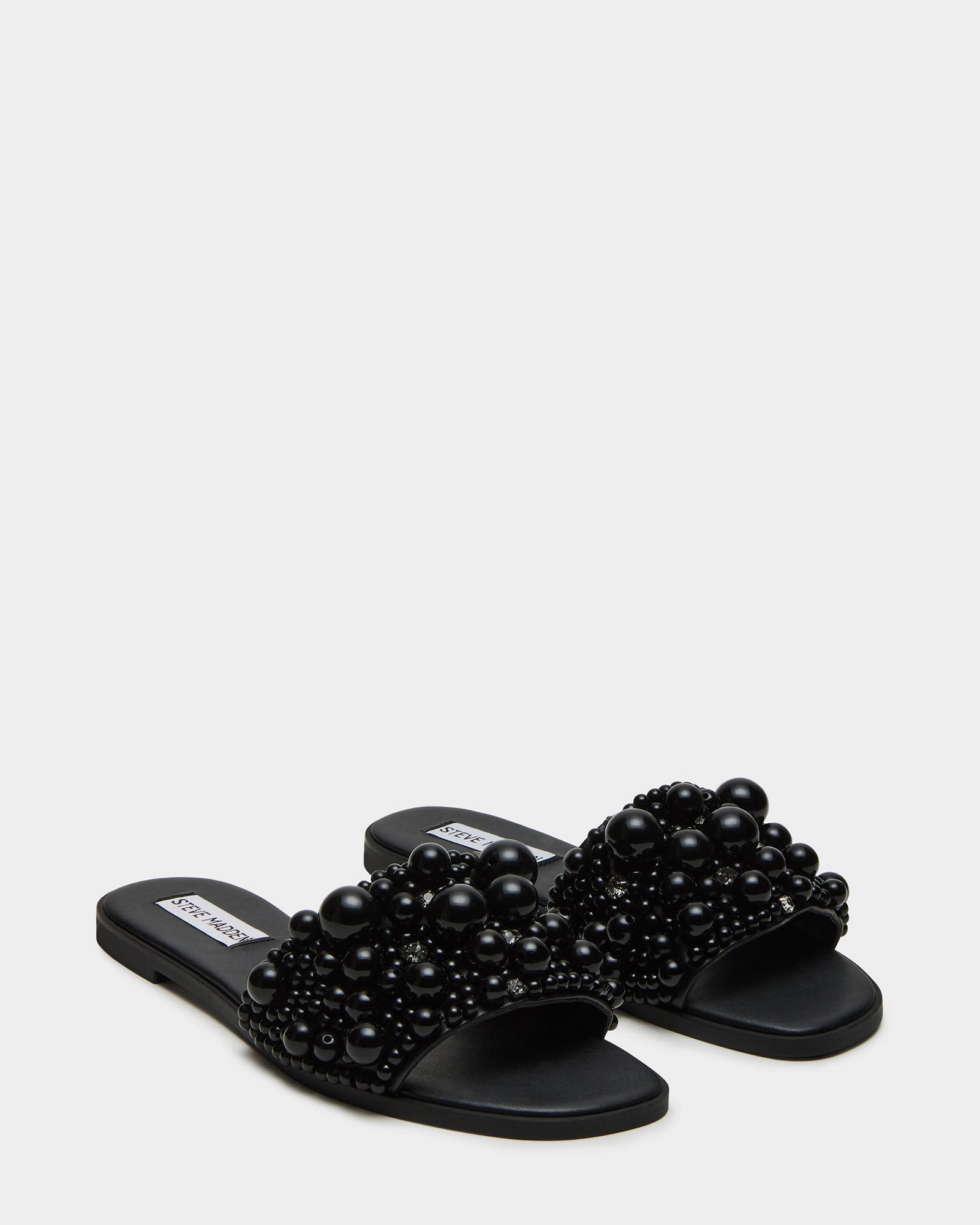 Reliable Function Steve Madden Knicky Sandals in Black