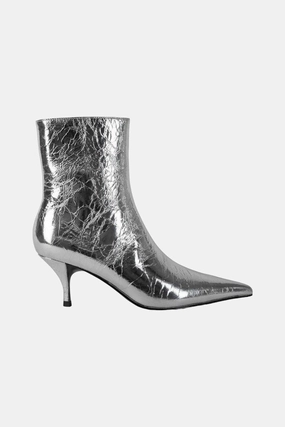 Flexible Frame Weekend Wanderer Breathable River Crossing Jeffrey Campbell Sindee-Mh Ankle Boot in Silver Crinkle