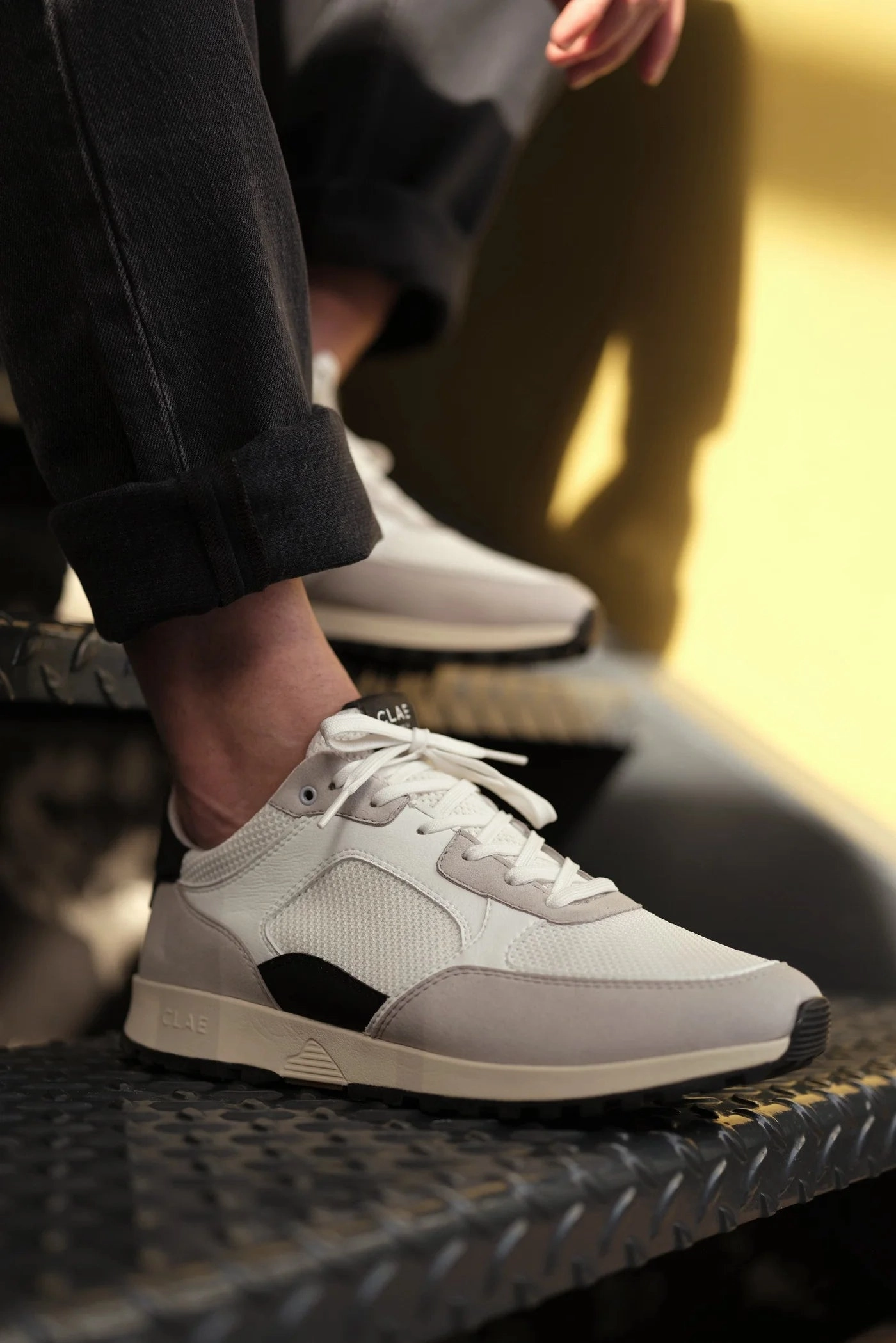 Basic Casual Flexible Support Clae Joshua Microchip White Black