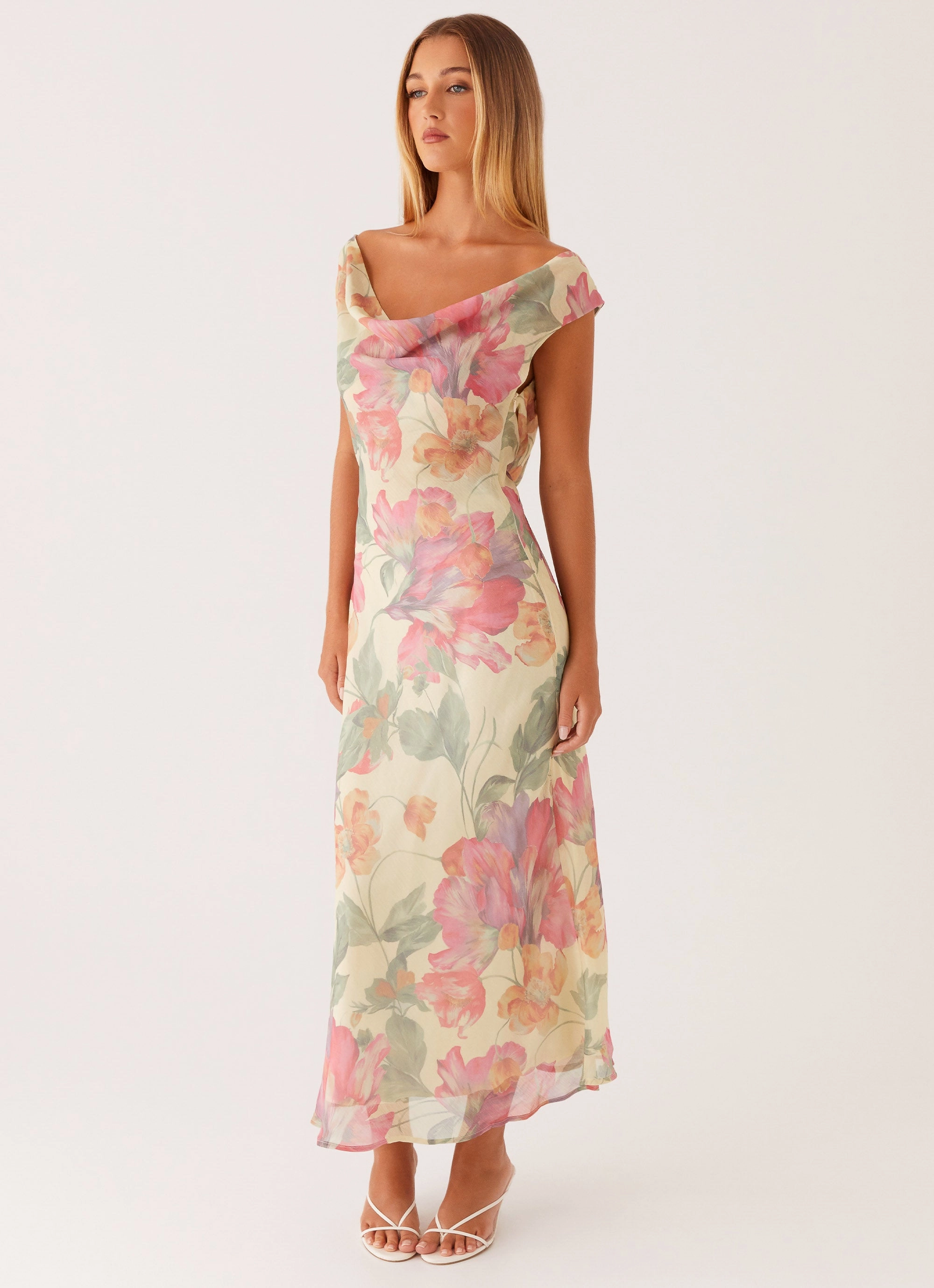 Flattering Wearable Role Model Maxi Dress - Yellow Peony