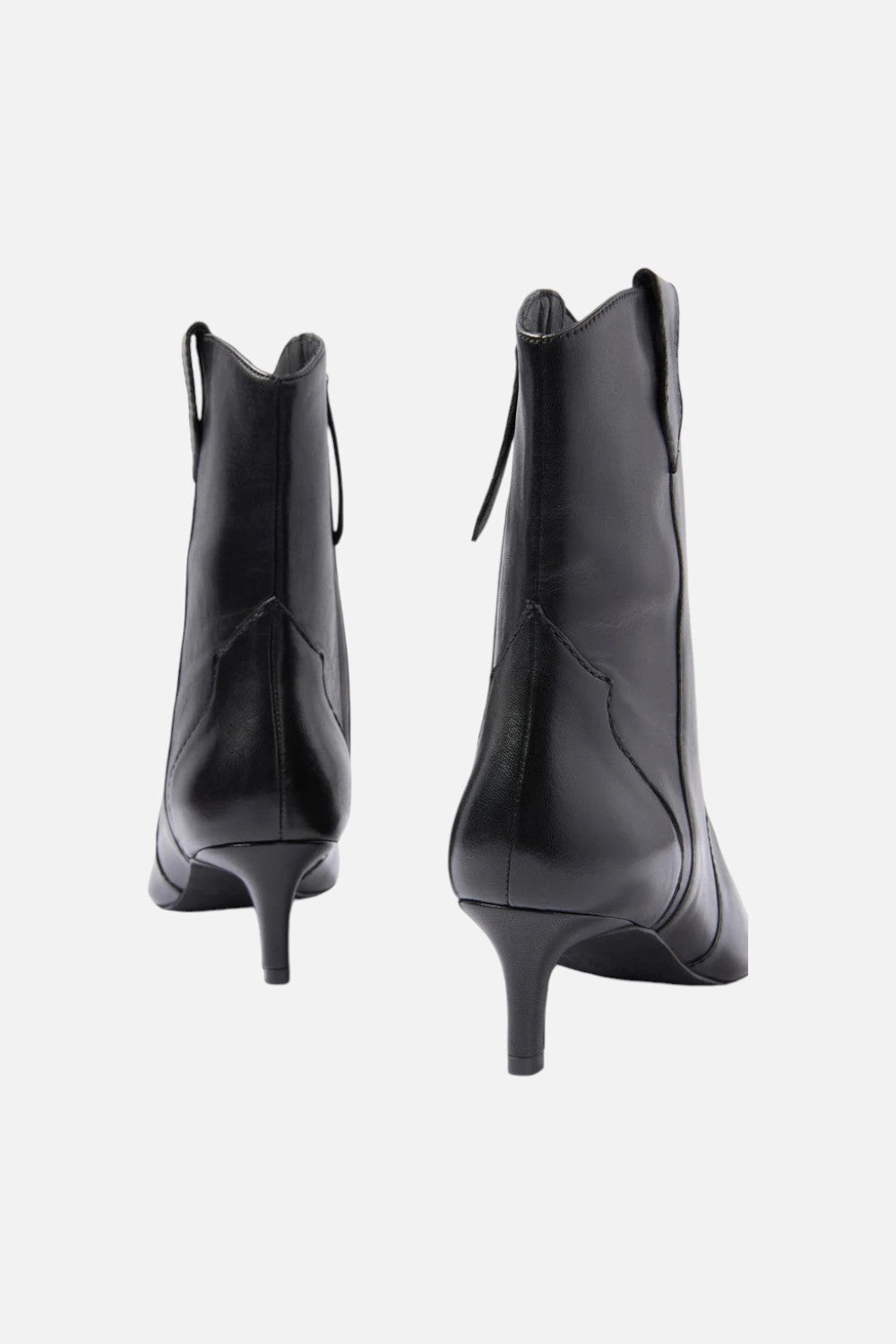 Flexible Movement Seychelles Dallas Black Bootie