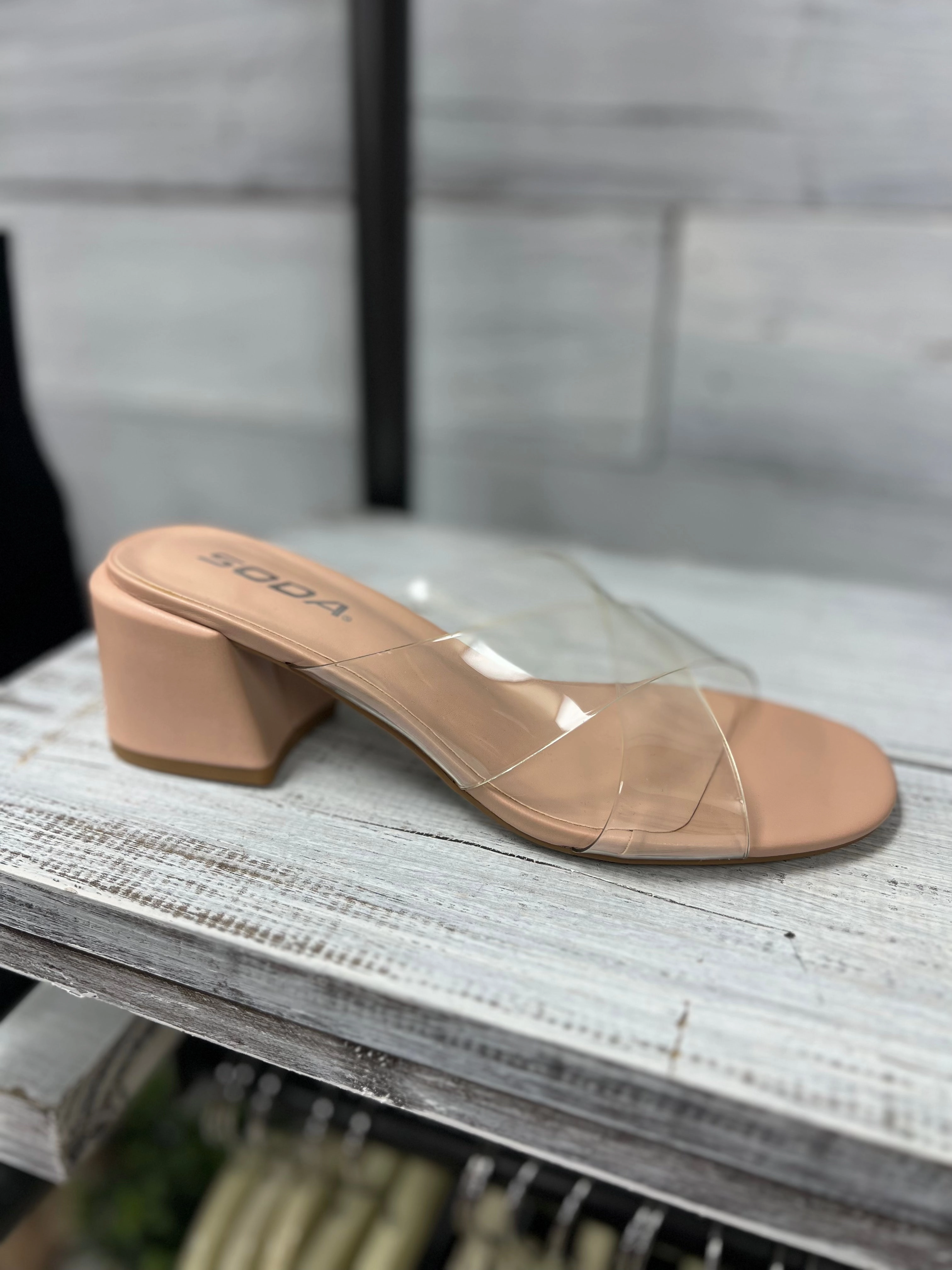 skin friendly Soda Clear Spirit Shoe