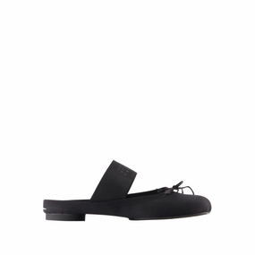 Narrow Fit Beach Ready Slides Black Mules With Adjustable Laces And Smooth Finish