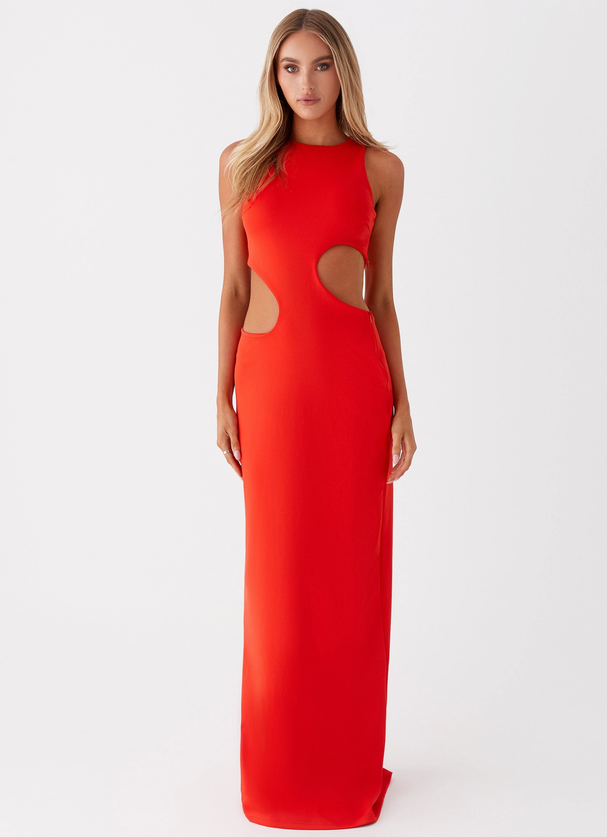 Retro Mood Color-Blocked Vaeloria Maxi Dress - Red