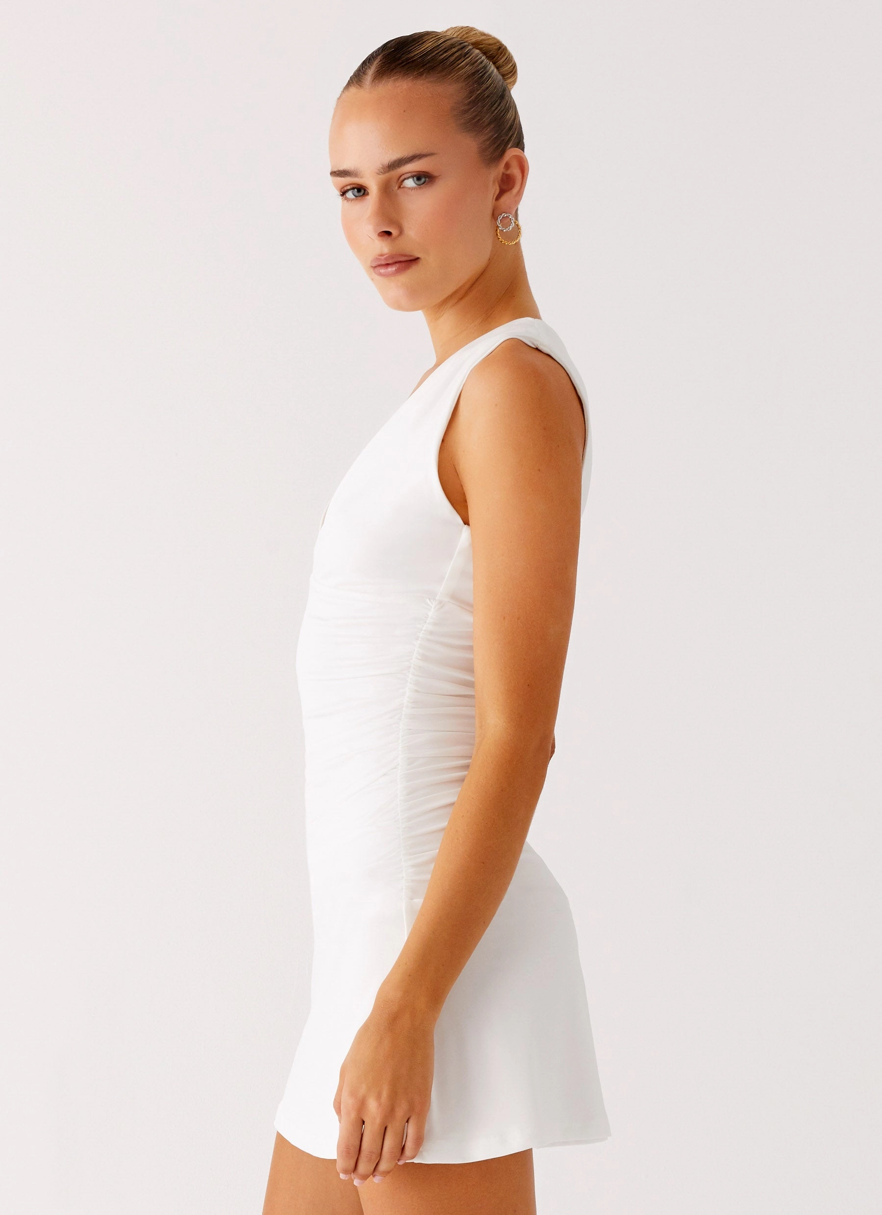 Bold Cut One Piece Look Cherry Sky Mini Dress - White