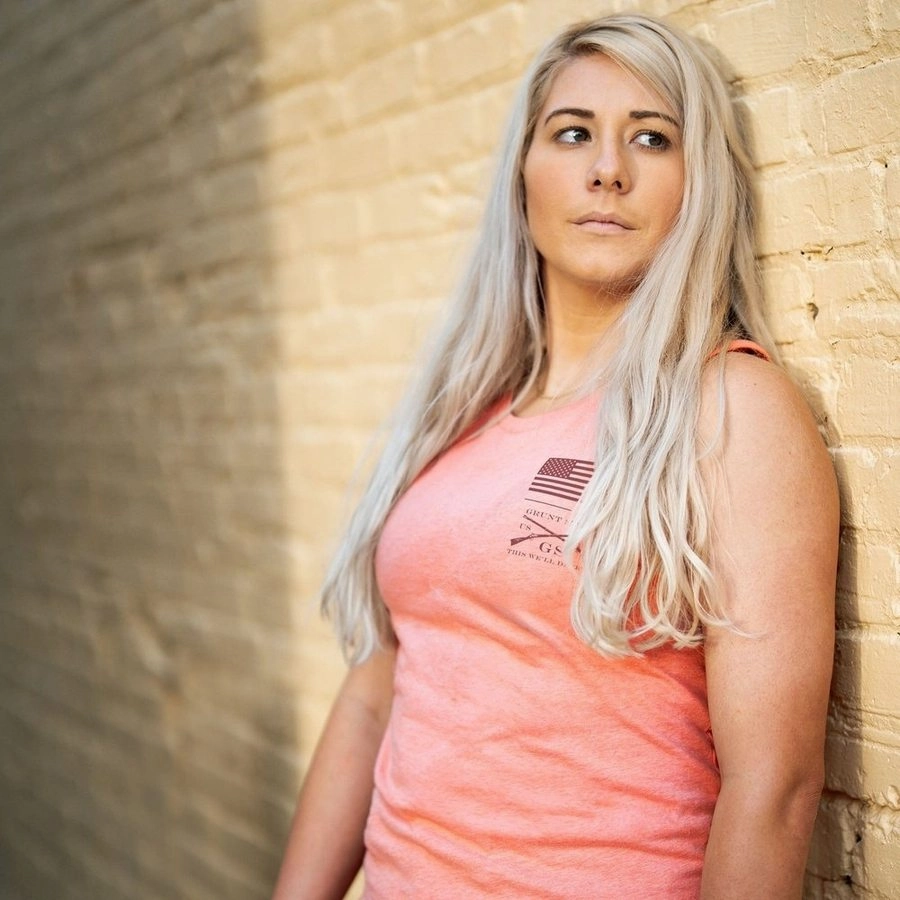 Women's Strength Through Suffering Everyday Tank - Heather Sunset BioBased Fibers Bold Design