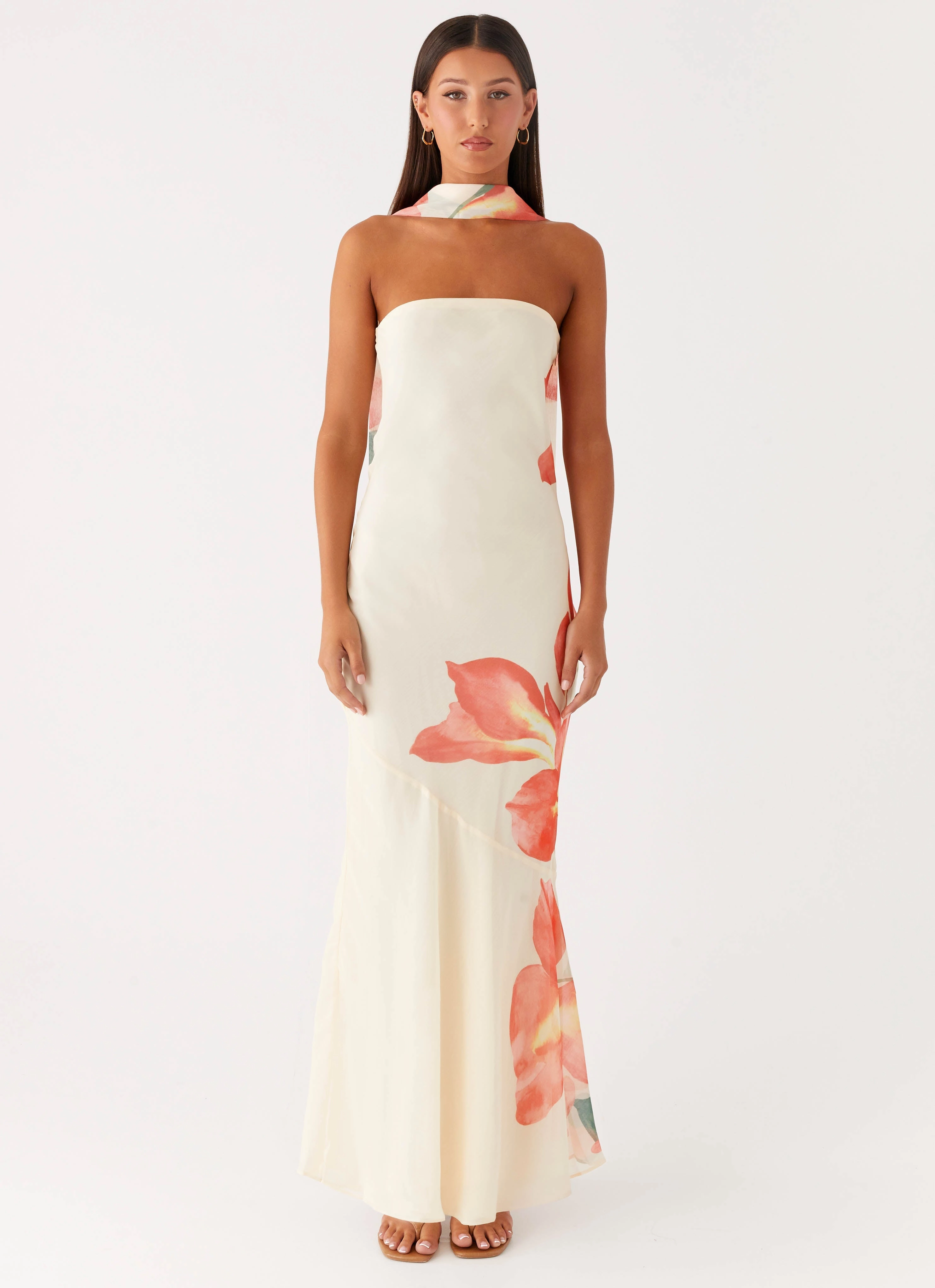 Minimal Detail Under The Pagoda Maxi Dress - Siena Floral