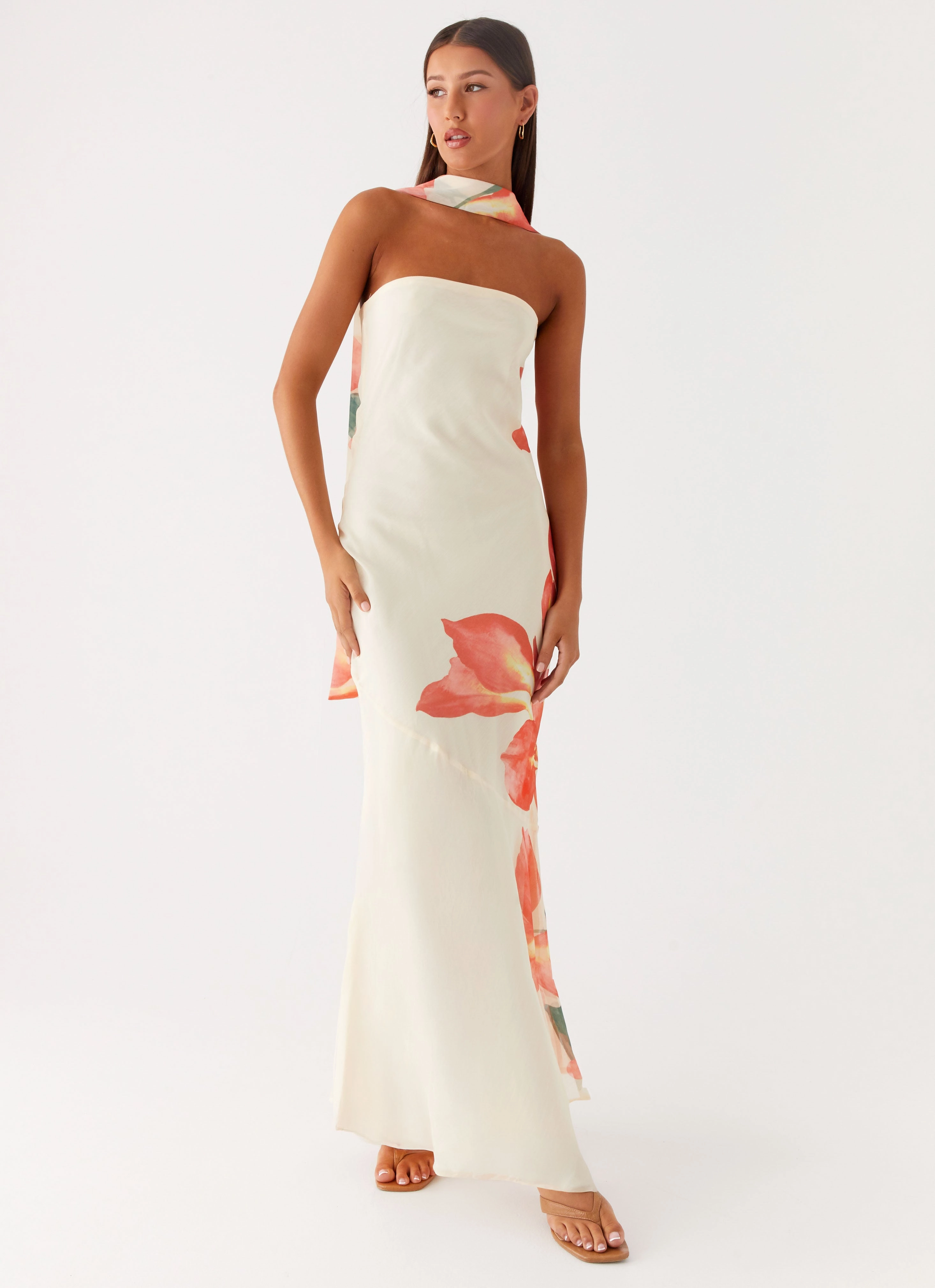 Casual-Look Under The Pagoda Maxi Dress - Siena Floral