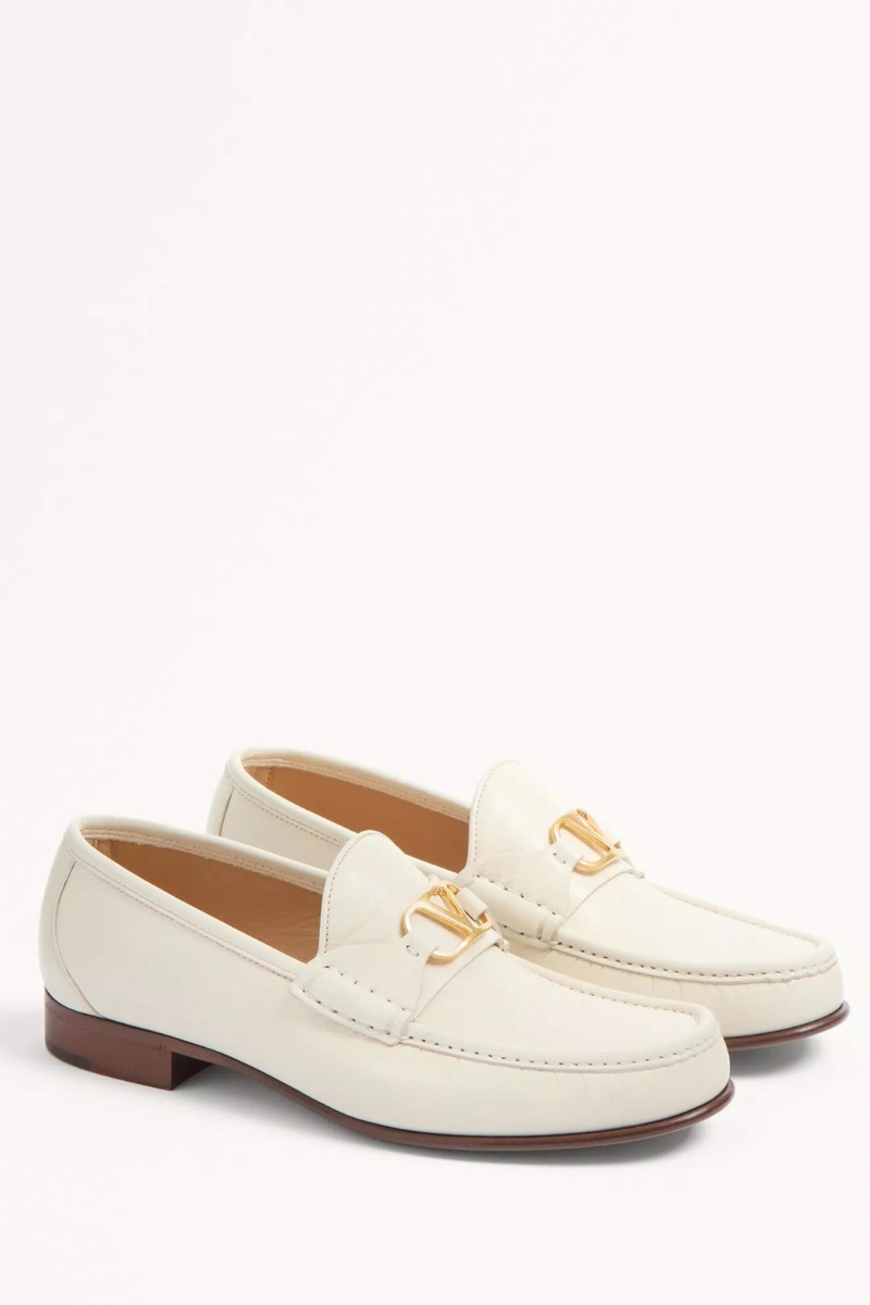 VLogo Signature Loafer Foot-Friendly Shoes Chic Sole