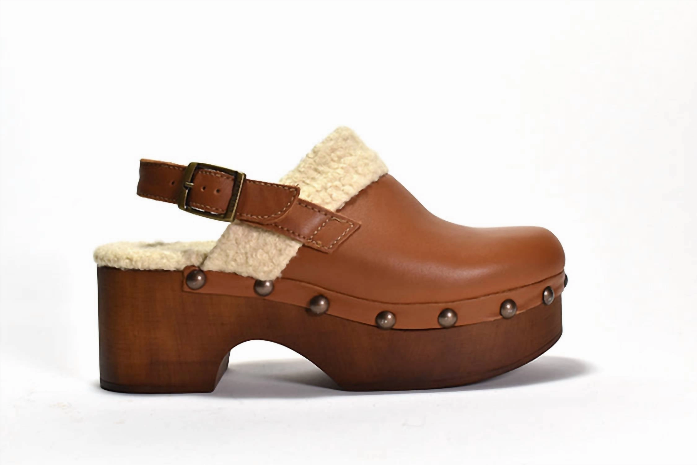 Comfortable Linings Effortless Sandal Fit Wenna Clog In Cuoio Leather