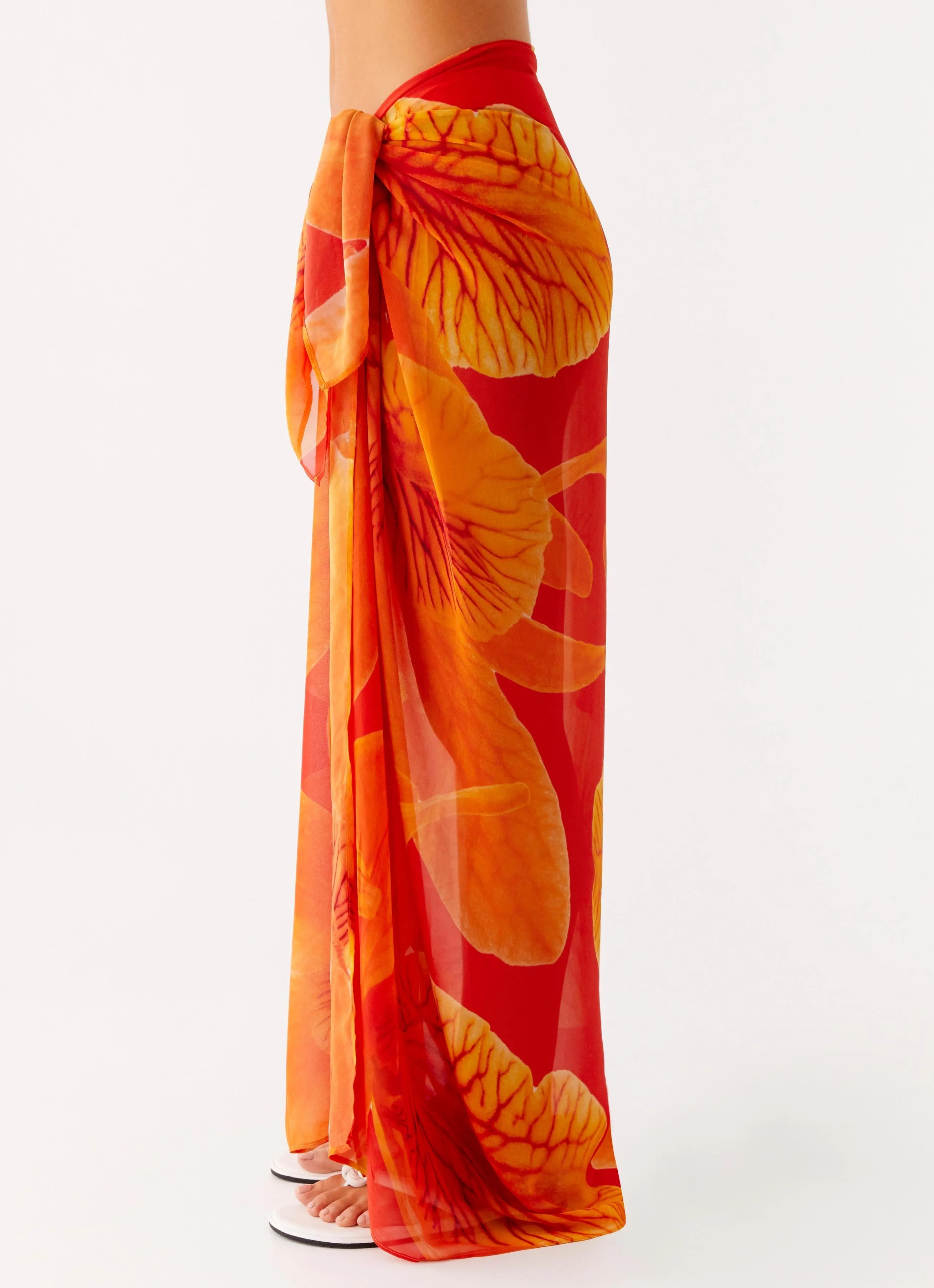 Sandy Shores Sarong - Serene Orange Sun Protective Weave Shimmering-Finish
